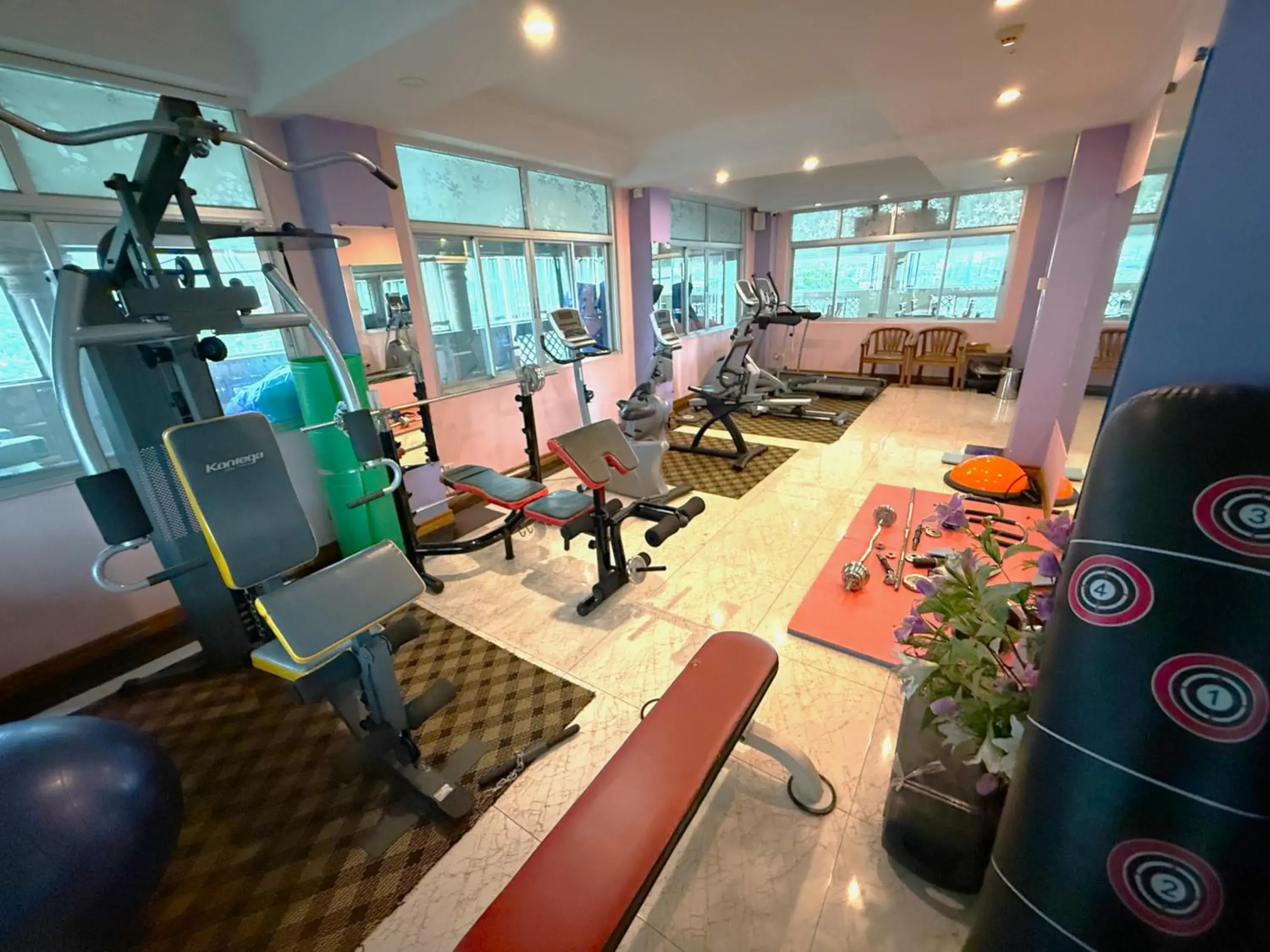 Fitness centre/facilities in Grand Laurel Hotel Fitness centre/facilities in Grand Laurel Hotel