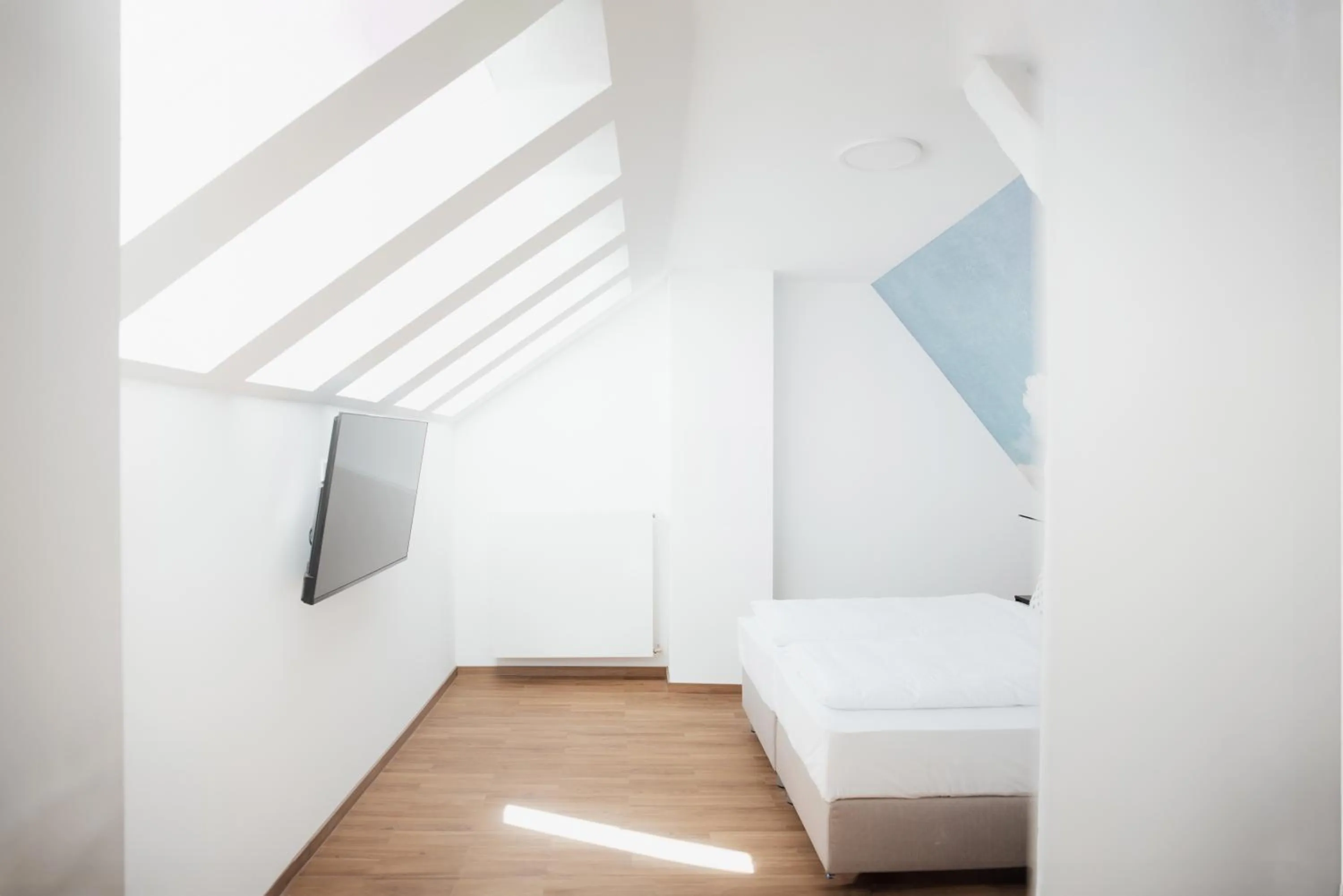 Bed in House of Blooms