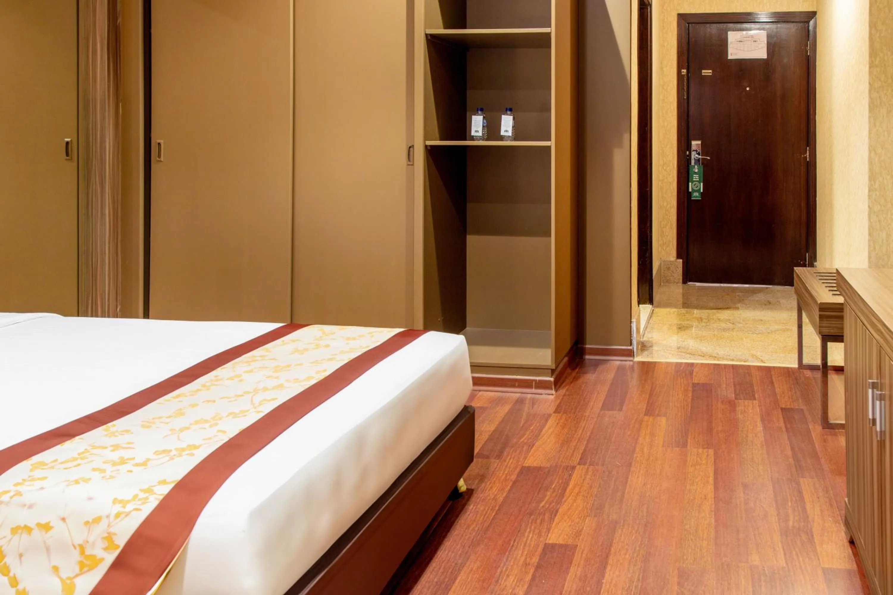 View (from property/room), Bed in City Tower Hotel