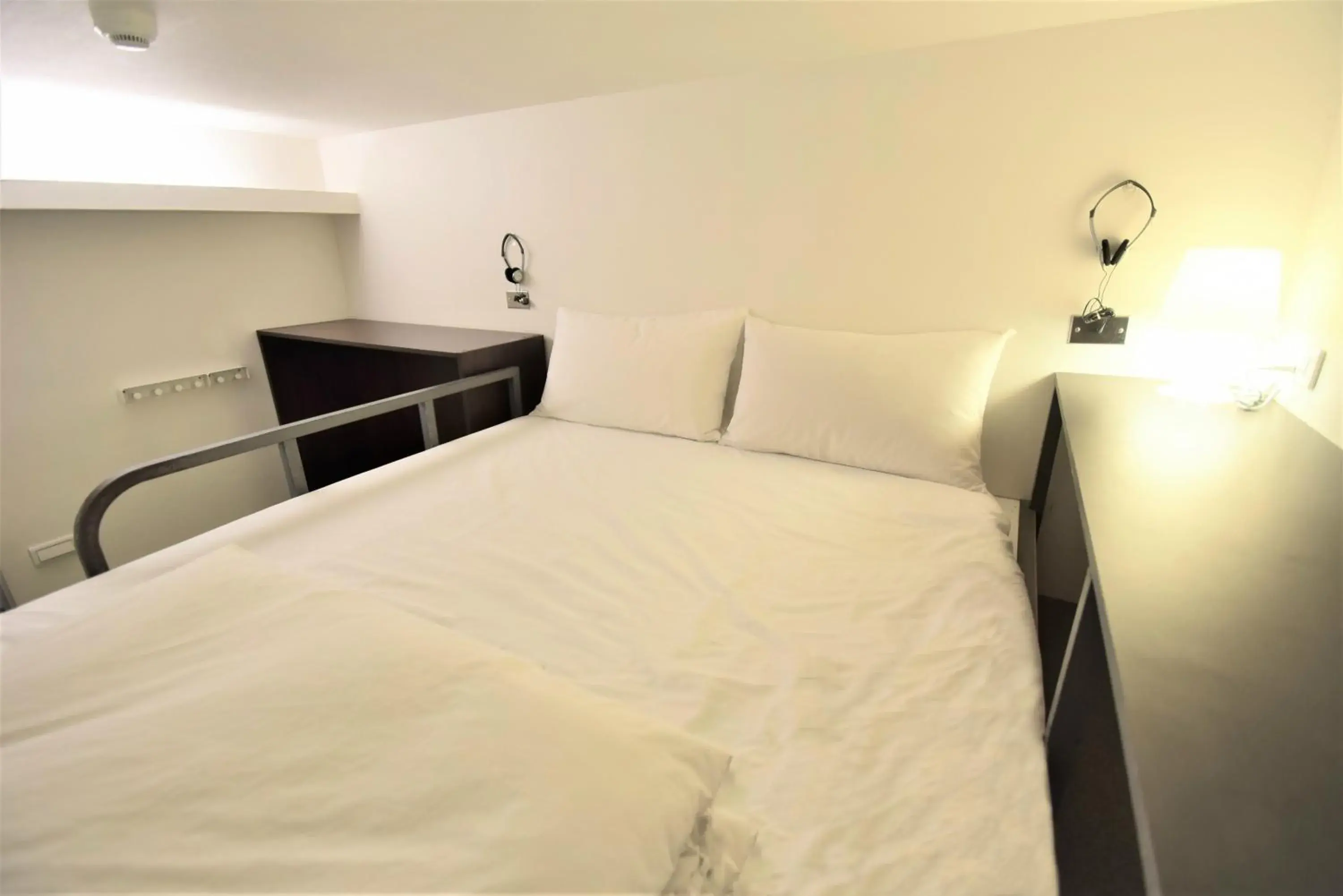 bunk bed, Bed in Inn Cube - Ximen bunk bed, Bed in Inn Cube - Ximen