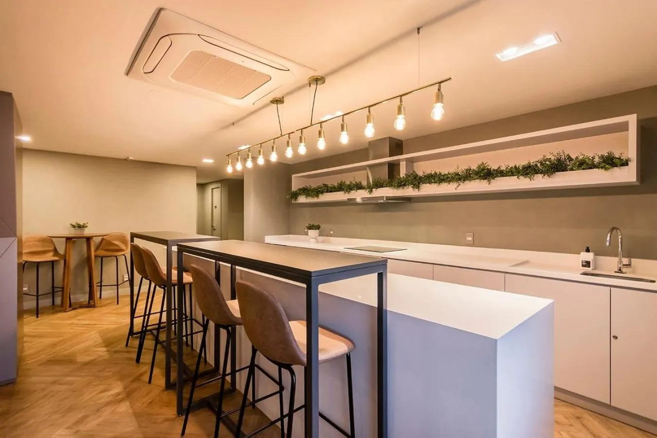 Lindo studio novo e moderno JRE1401