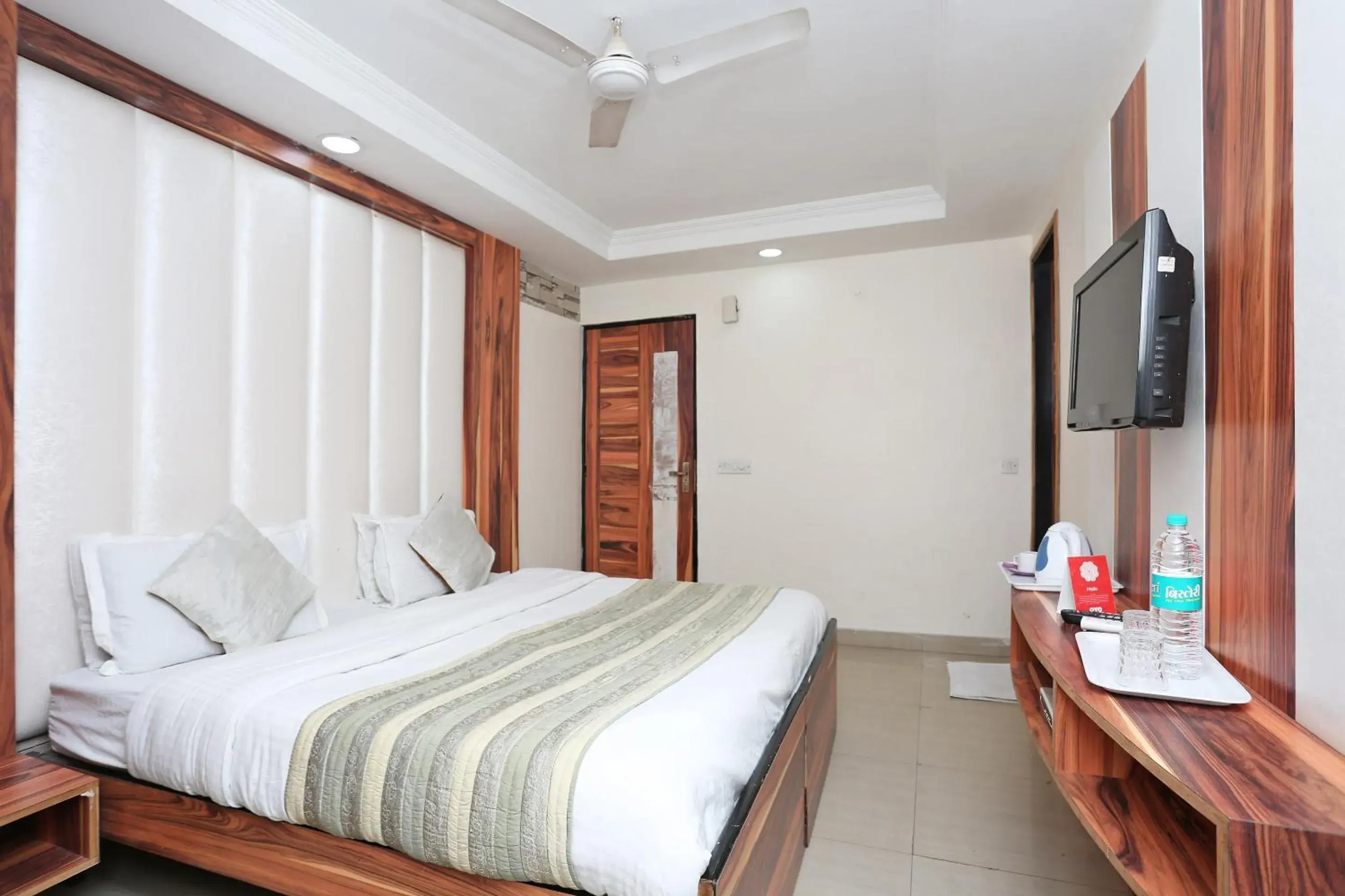 Hotel O F FIVE Hotel O F FIVE