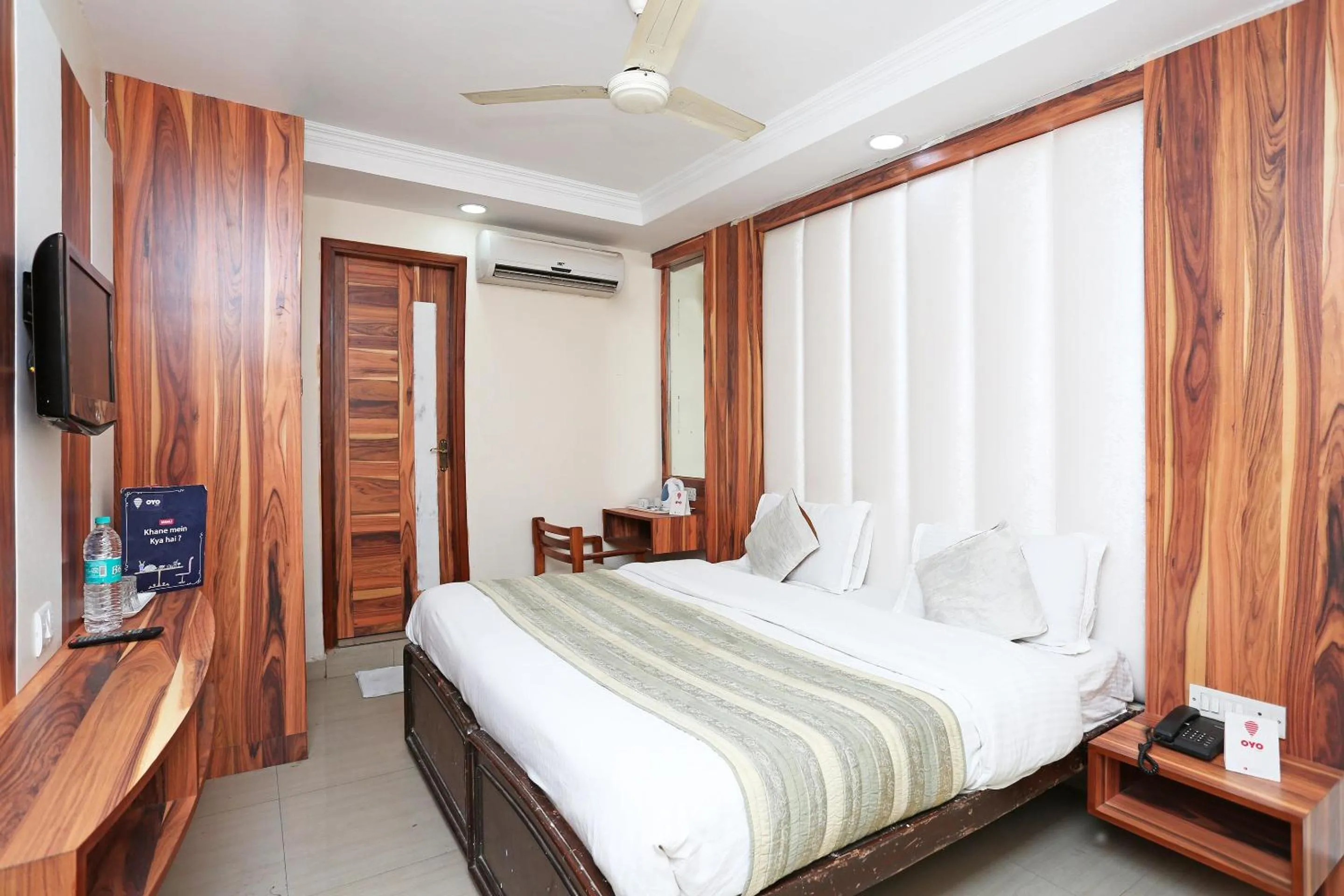 Bedroom, Bed in Hotel O F FIVE