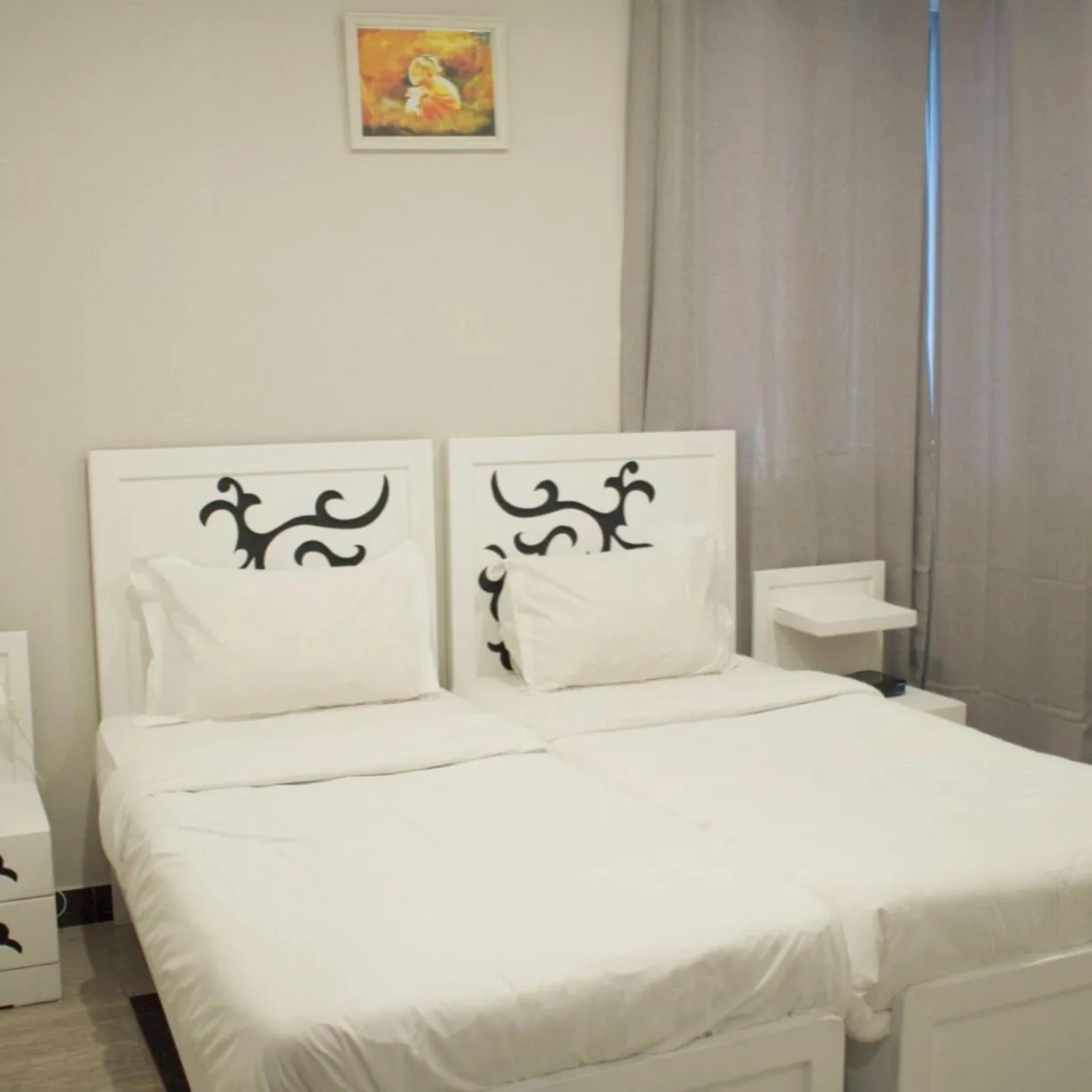 Bed in Hotel Leaders Plaza Salmiya