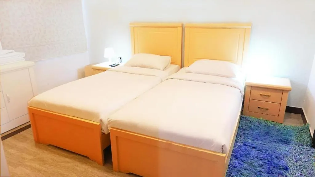 Bed in Hotel Leaders Plaza Salmiya