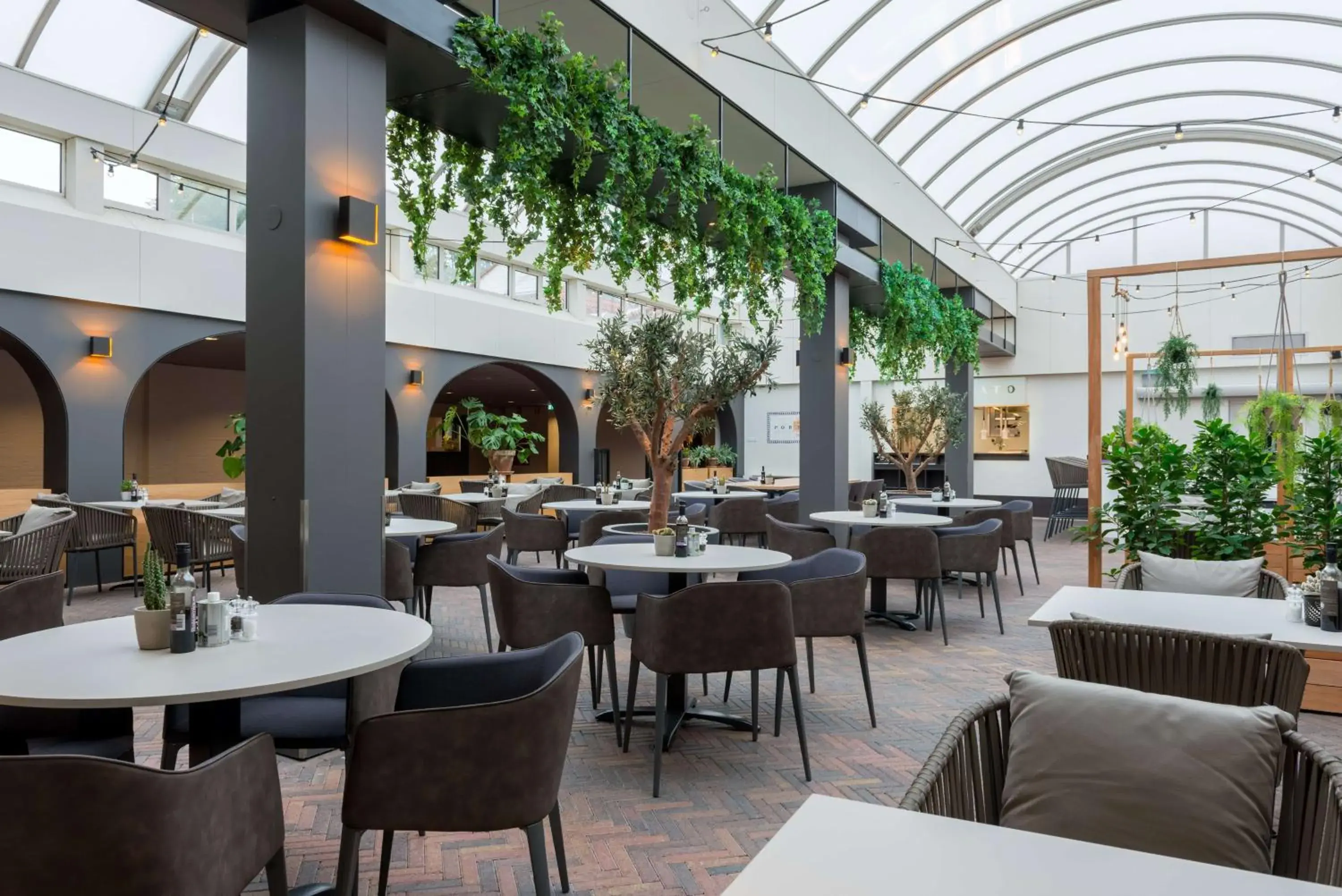 Restaurant/places to eat in NH Eindhoven Conference Centre Koningshof Restaurant/places to eat in NH Eindhoven Conference Centre Koningshof