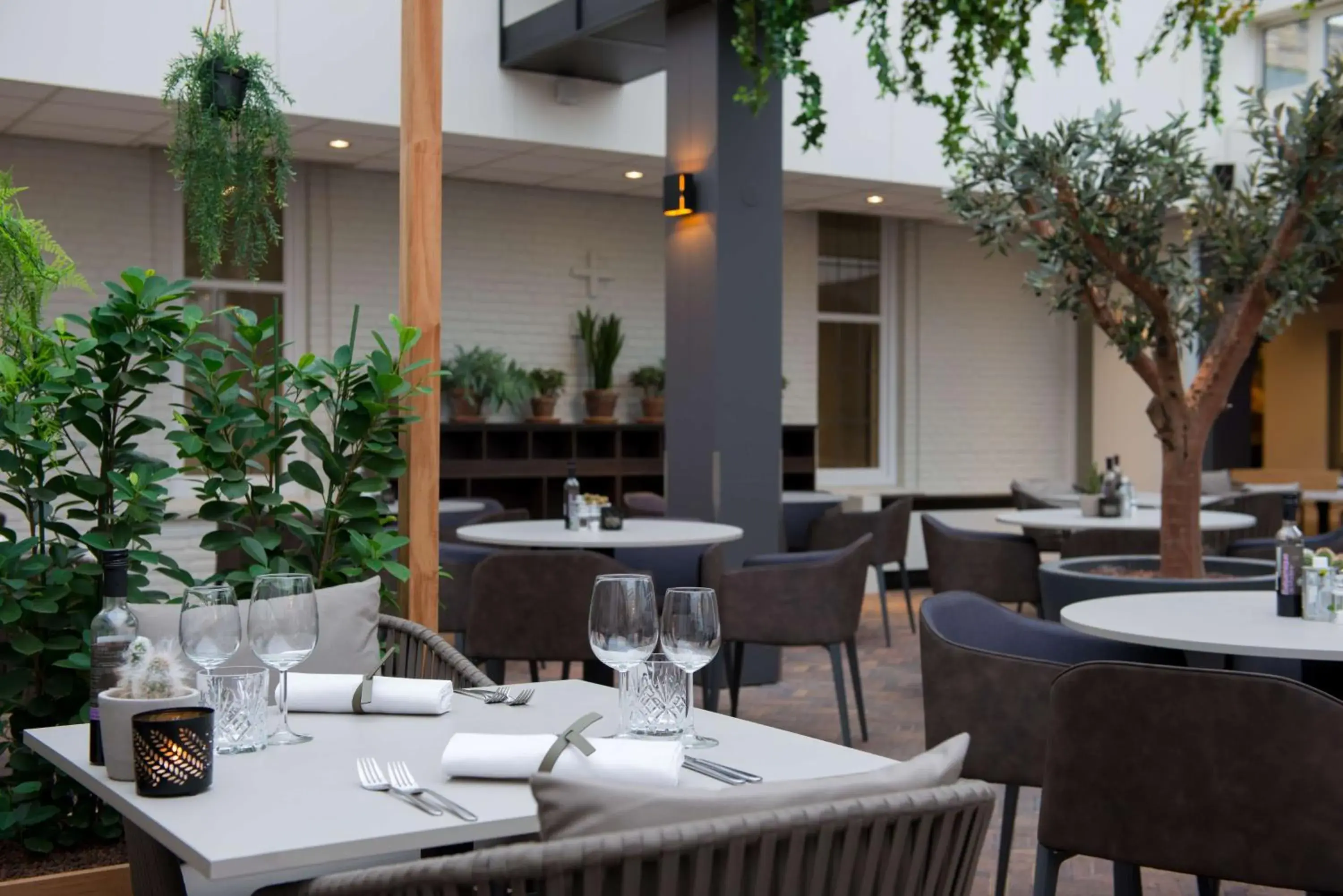 Restaurant/places to eat in NH Eindhoven Conference Centre Koningshof Restaurant/places to eat in NH Eindhoven Conference Centre Koningshof