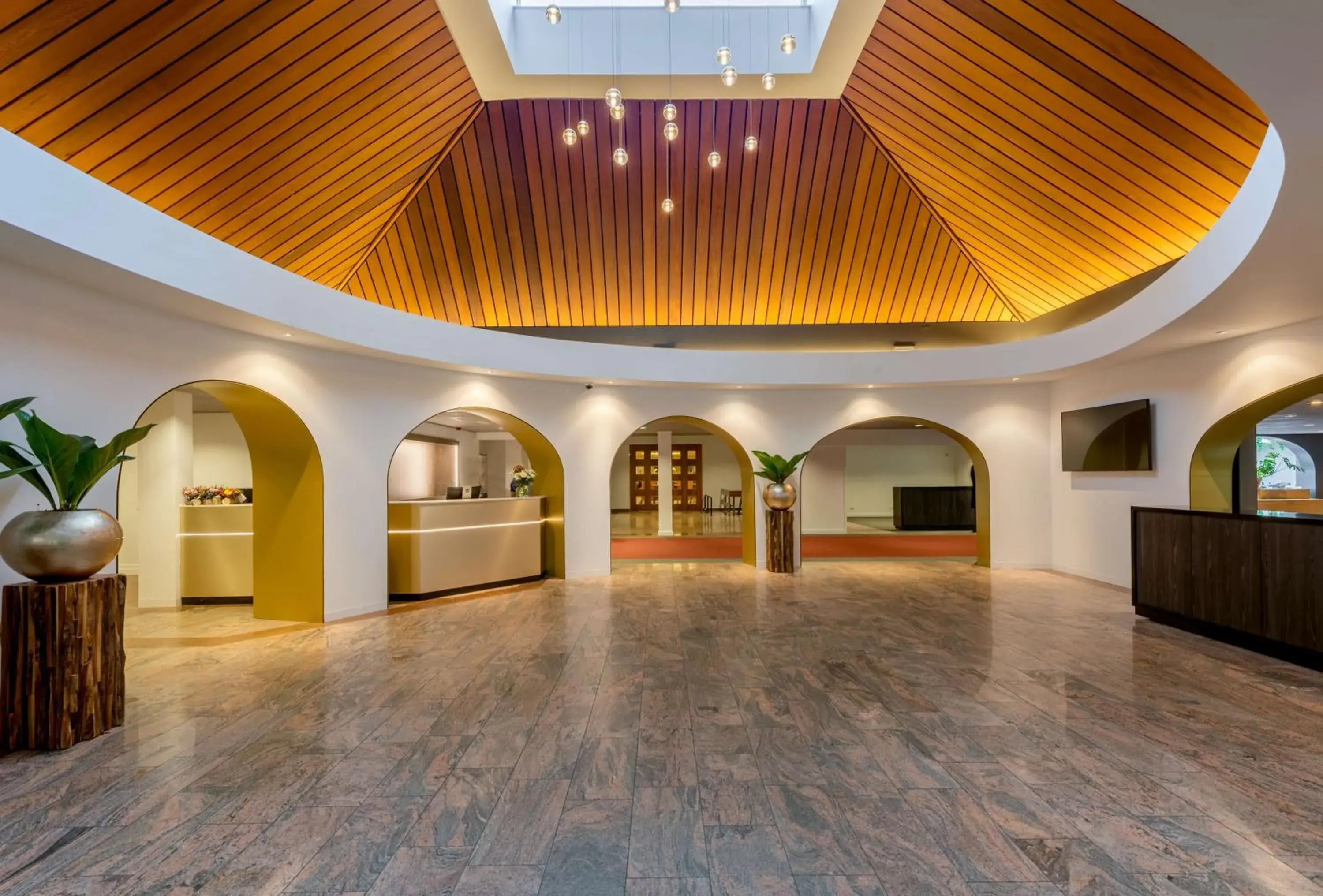 Lobby or reception in NH Eindhoven Conference Centre Koningshof Lobby or reception in NH Eindhoven Conference Centre Koningshof