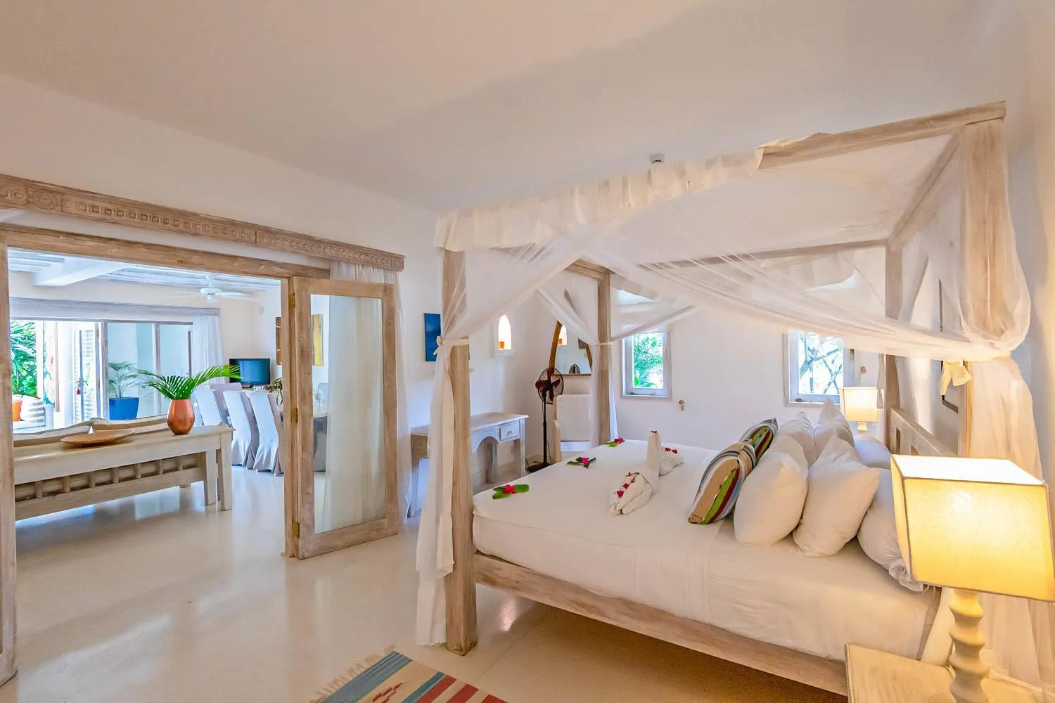 Bedroom, Bed in Medina Palms