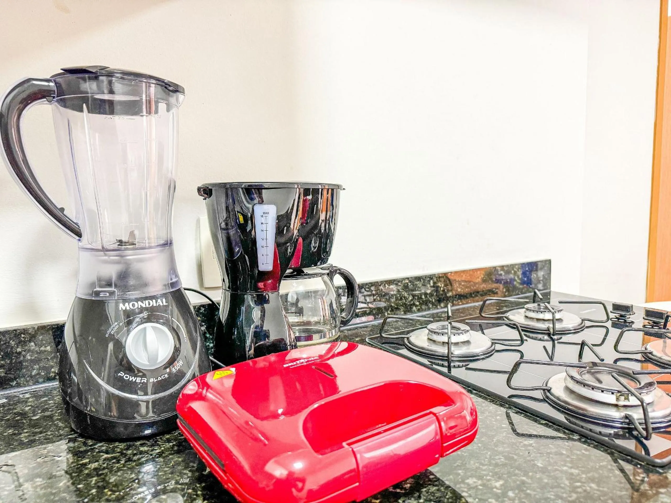 Coffee/tea facilities in APTOS 1 e 2QTO Lava e Seca e Academia