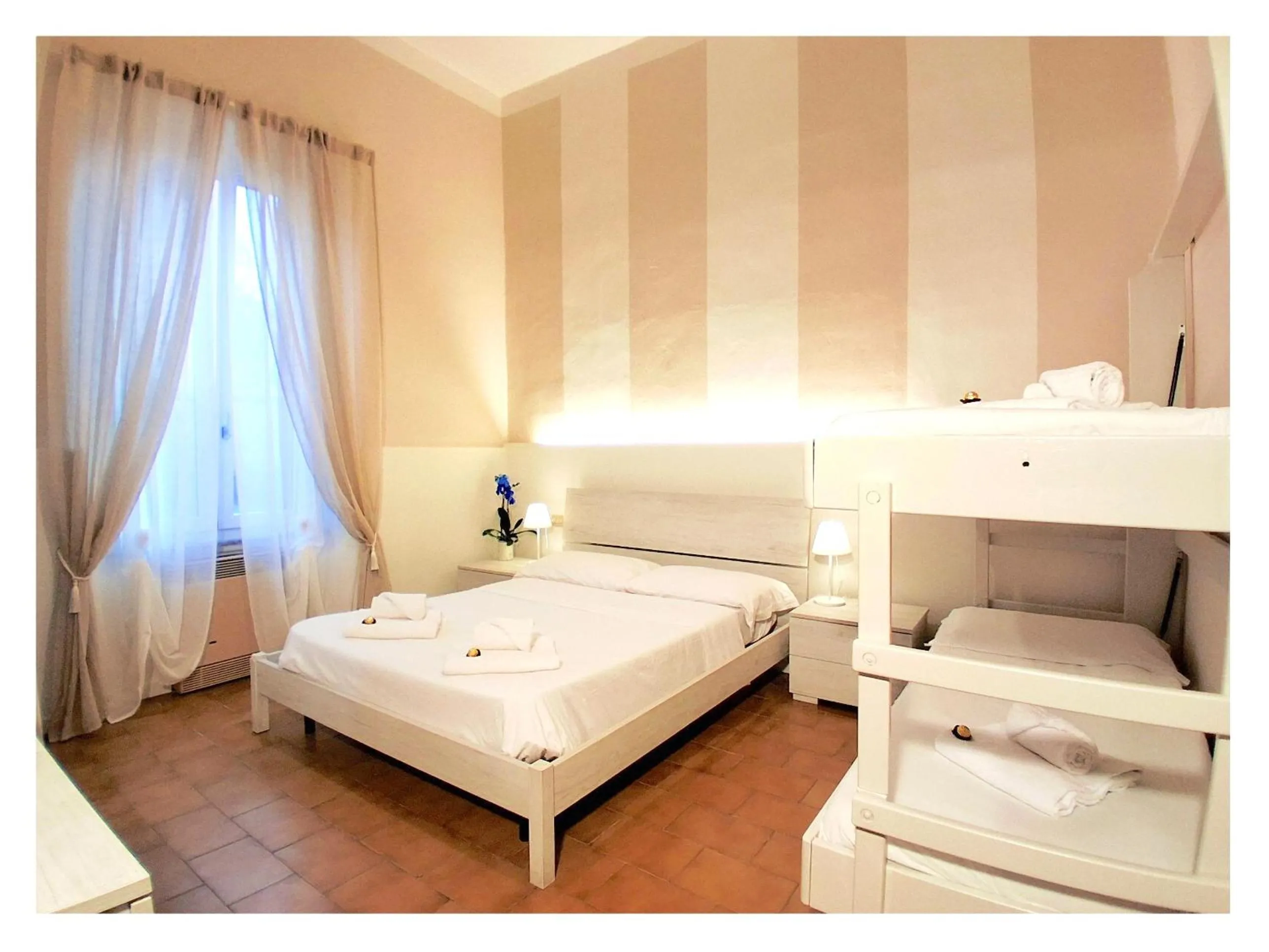Bed in Hotel Le Giare