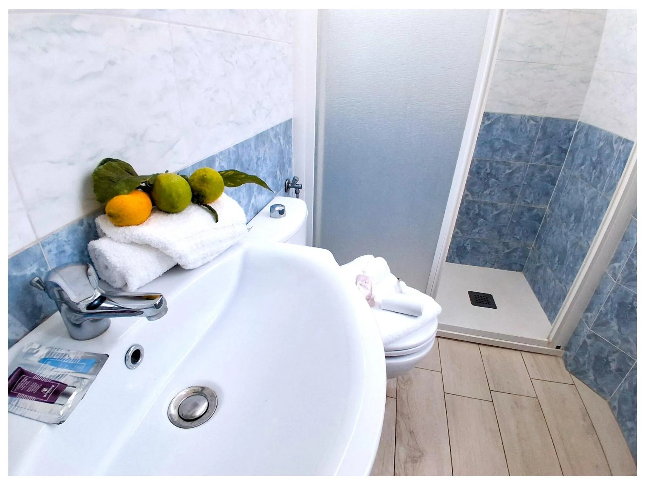 Shower in Hotel Le Giare