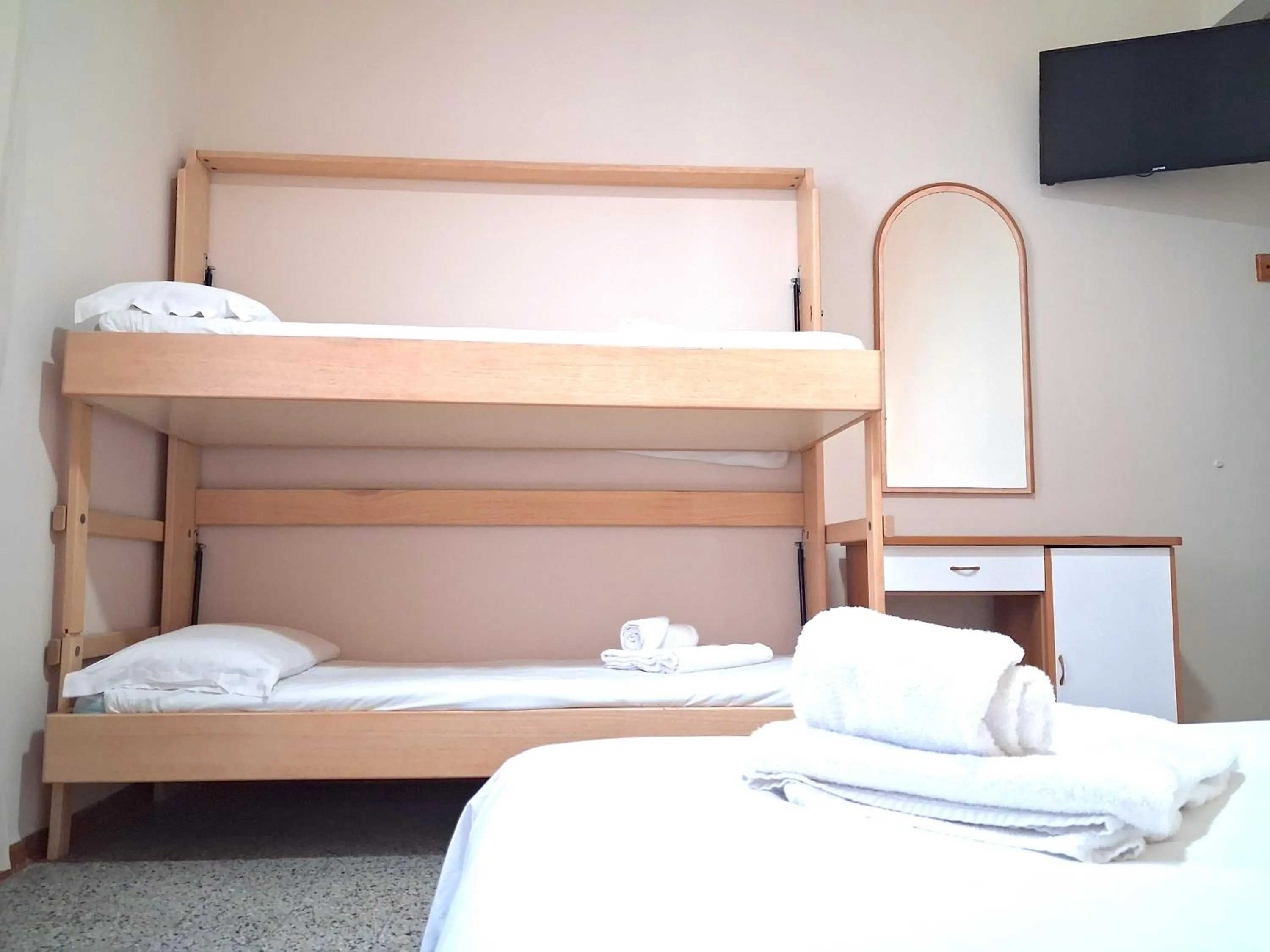 Bed in Hotel Le Giare