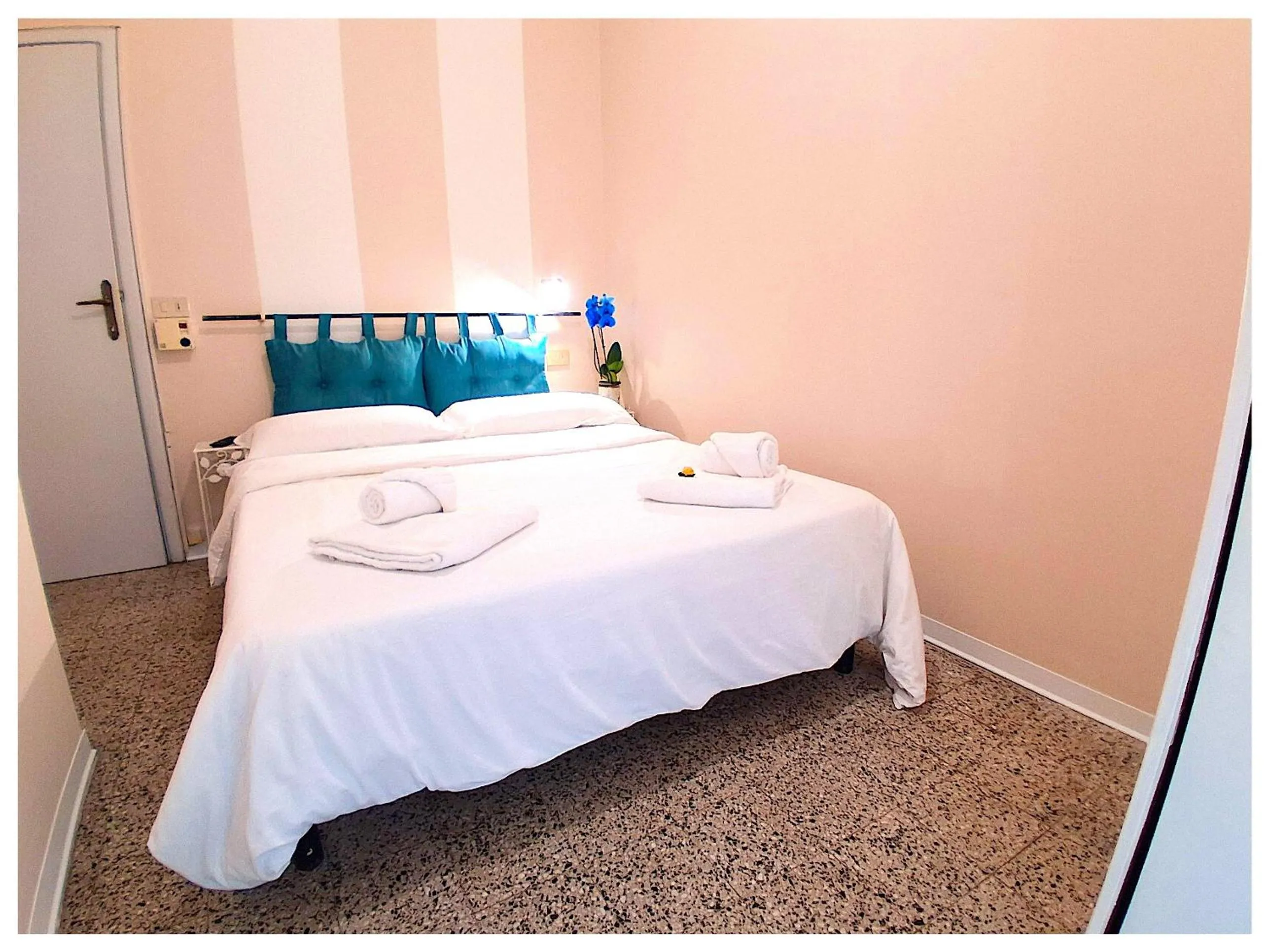 Bed in Hotel Le Giare
