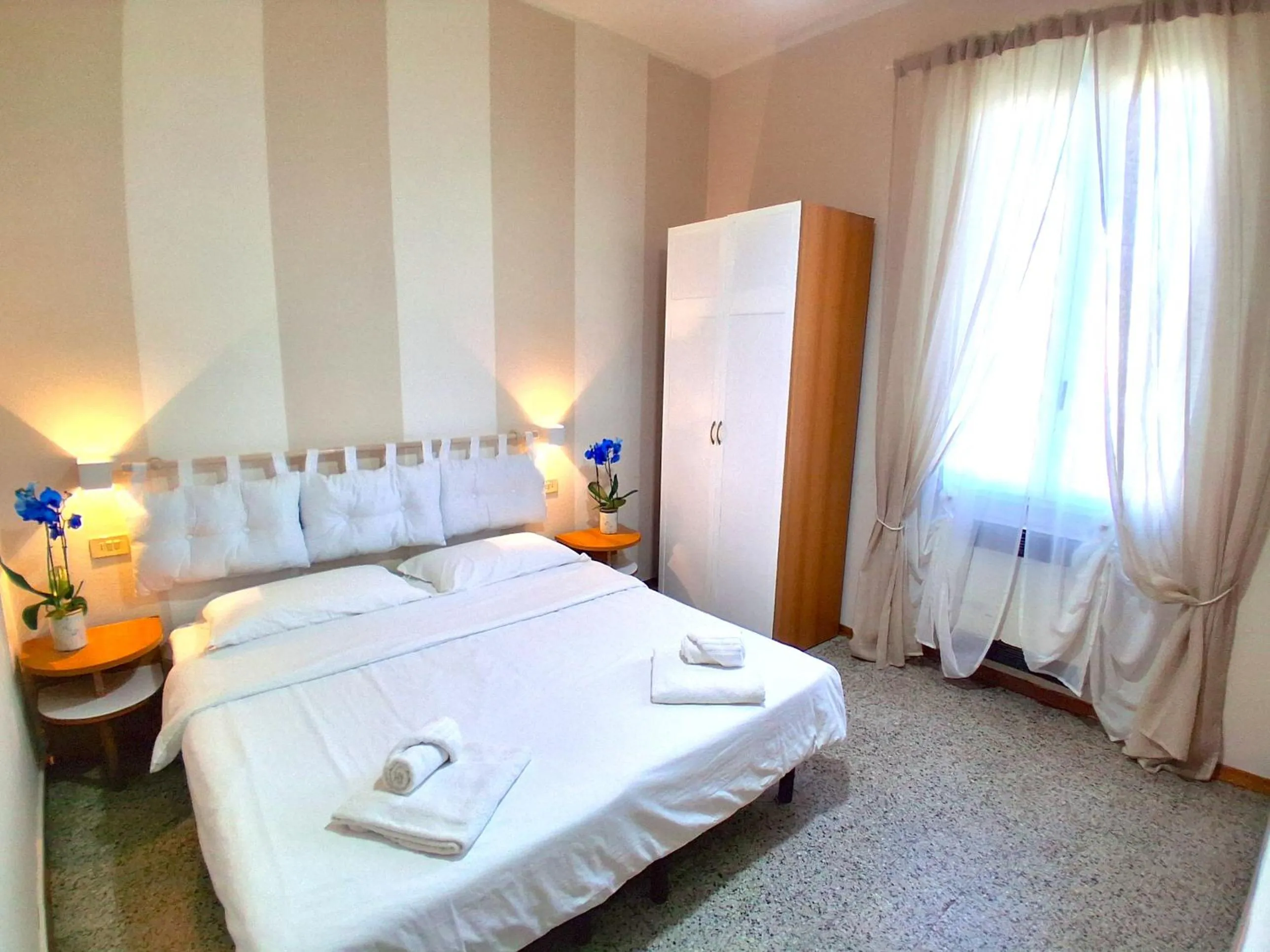 Bed in Hotel Le Giare