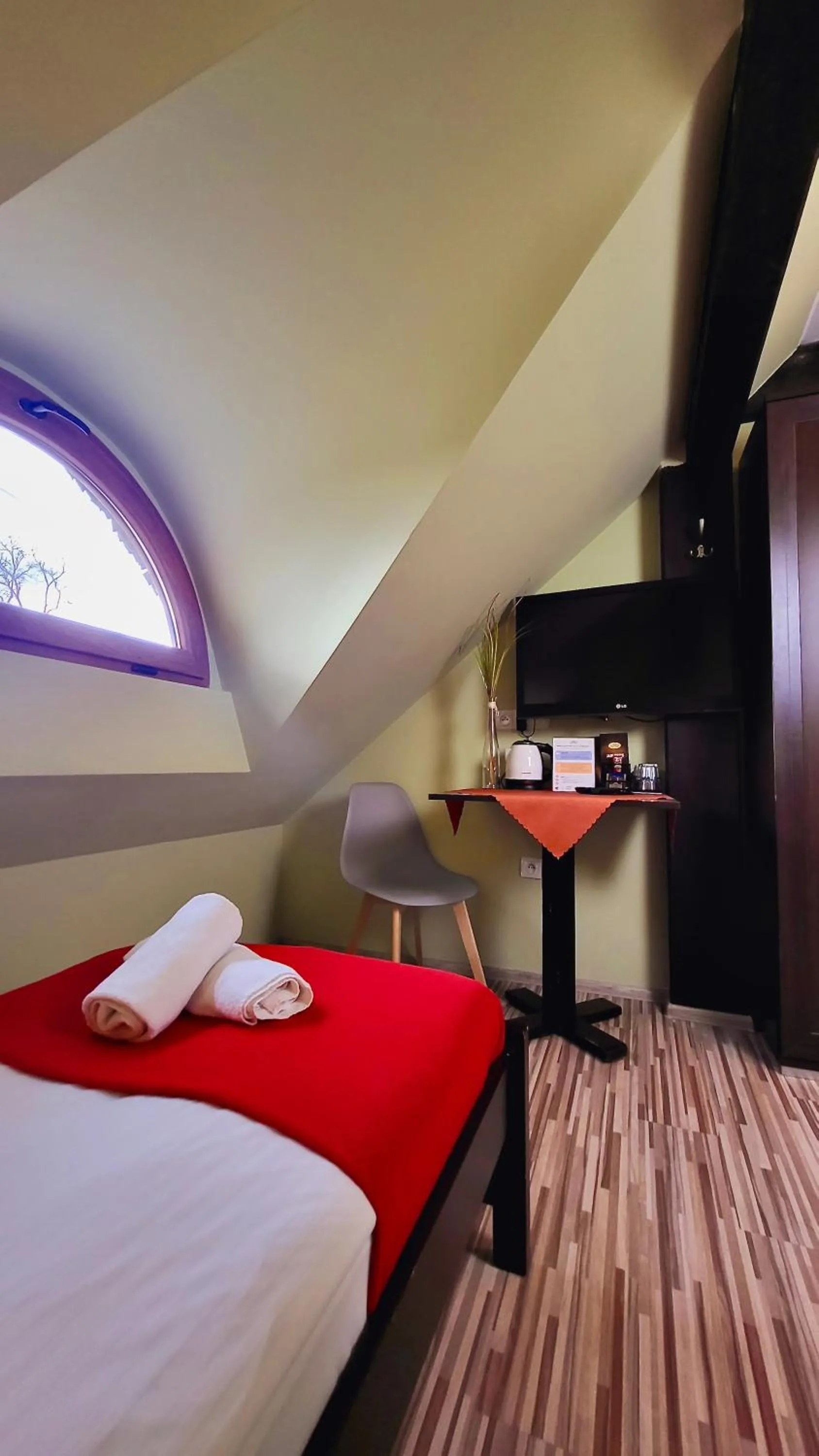 Photo of the whole room, Bed in Gościniec Konopielka