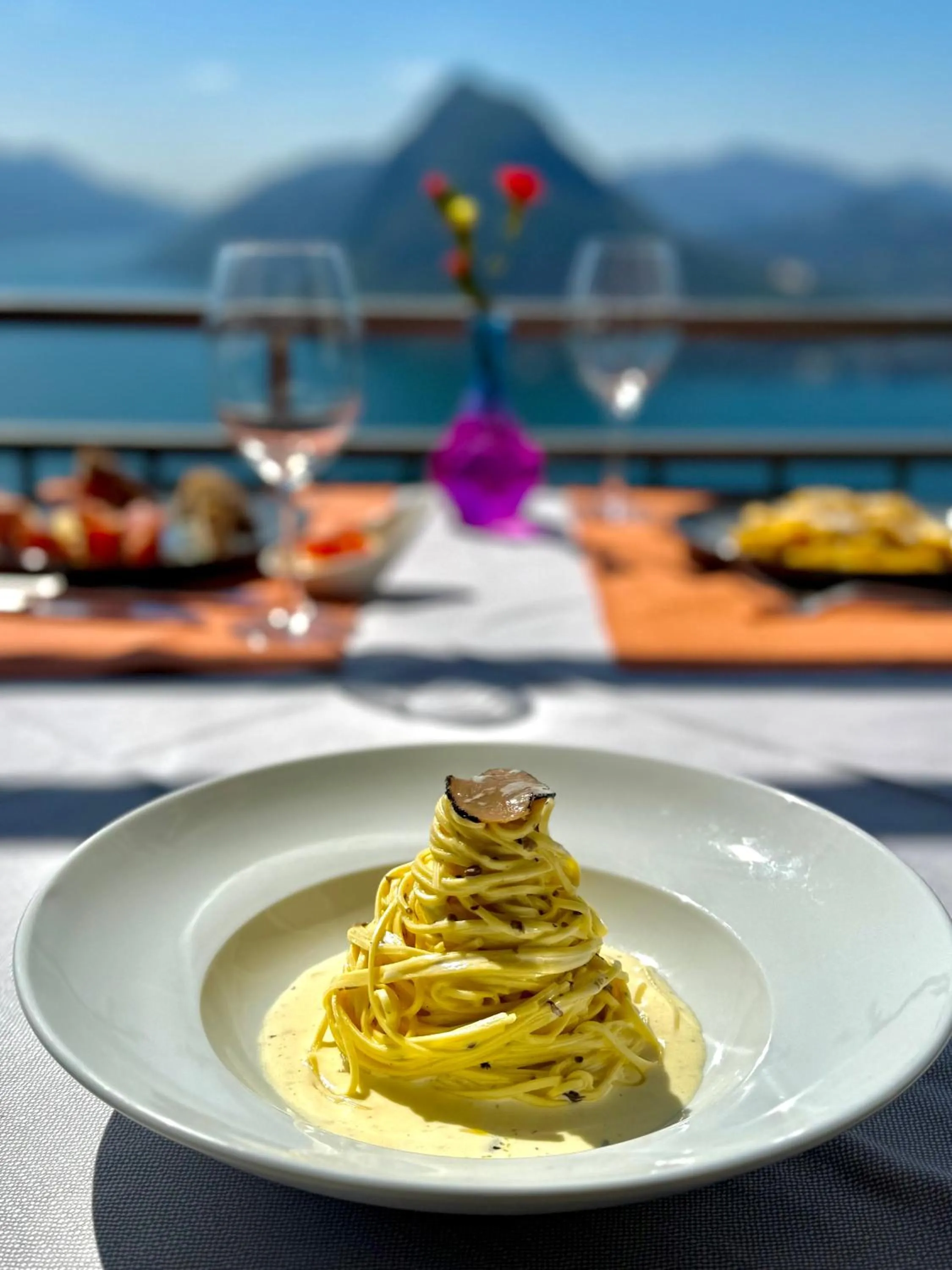 Restaurant/places to eat in Hotel Colibrì