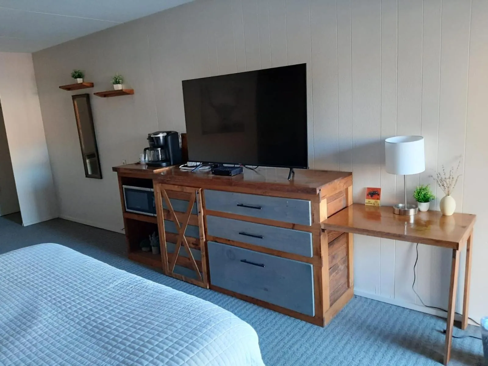 TV and multimedia, Bed in Timber Ridge Lodge Gatlinburg