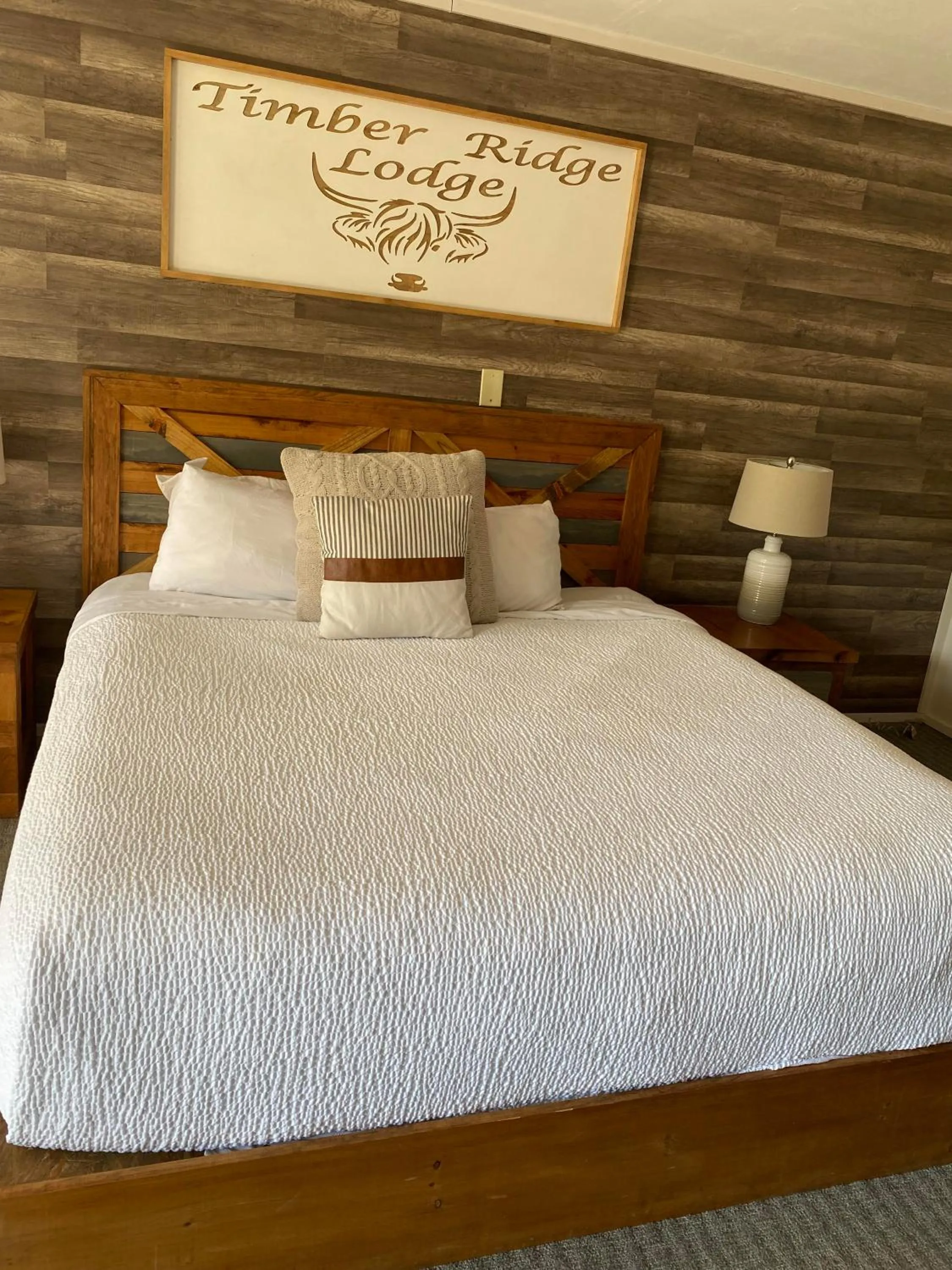 Bed in Timber Ridge Lodge Gatlinburg