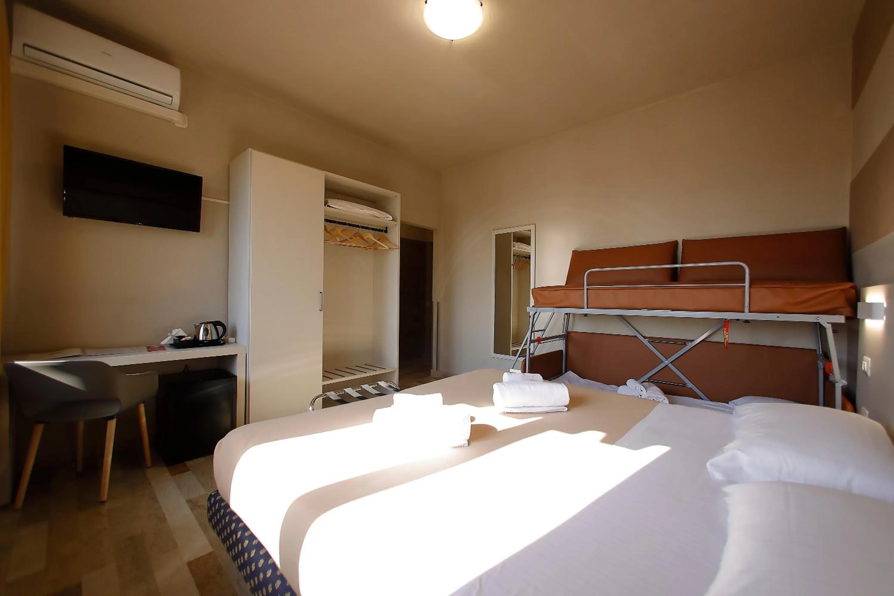 Bed in Hotel Primavera