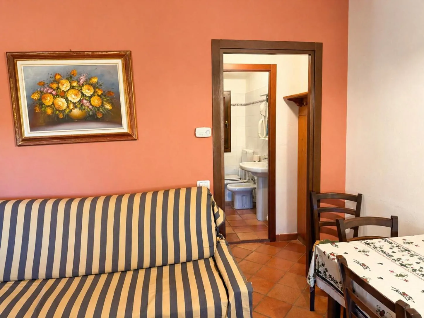 Living room, Bed in I Cancelli - Family Village