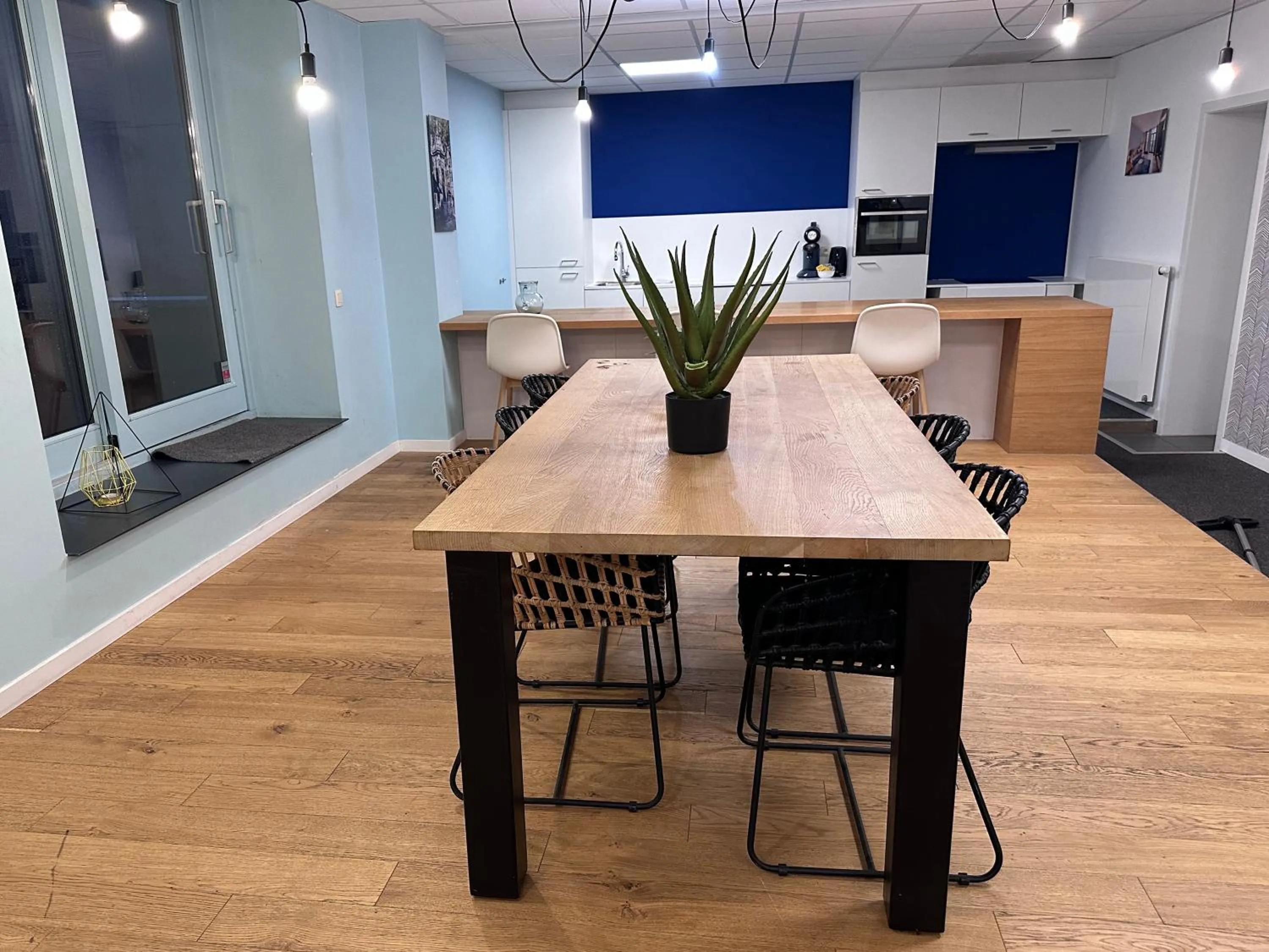 Dining area in Smartflats - Monnaie