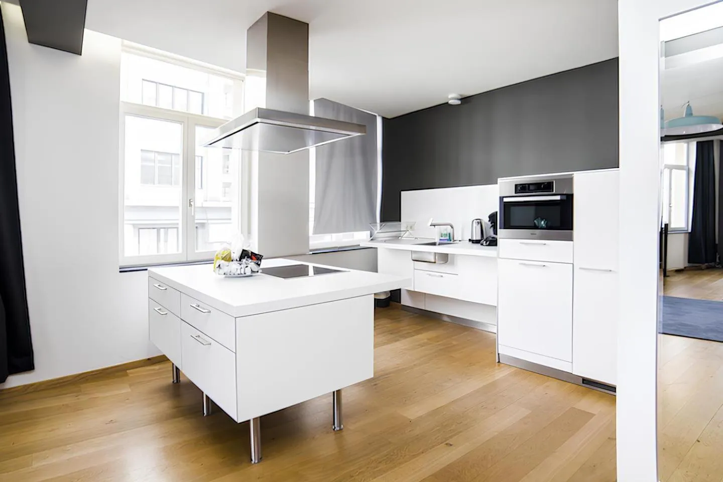 Kitchen or kitchenette in Smartflats - Monnaie