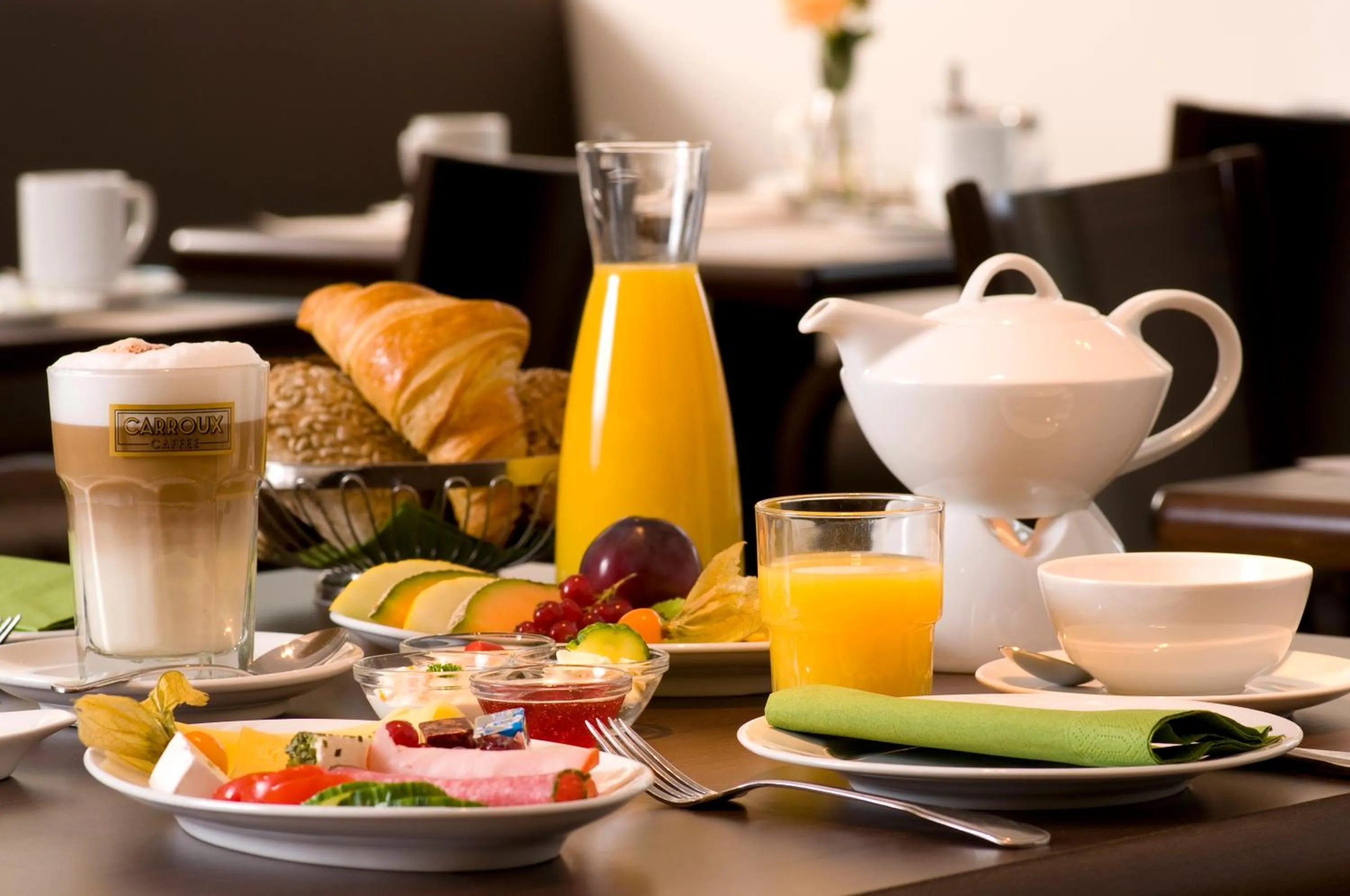 Dining area in Baurs Park