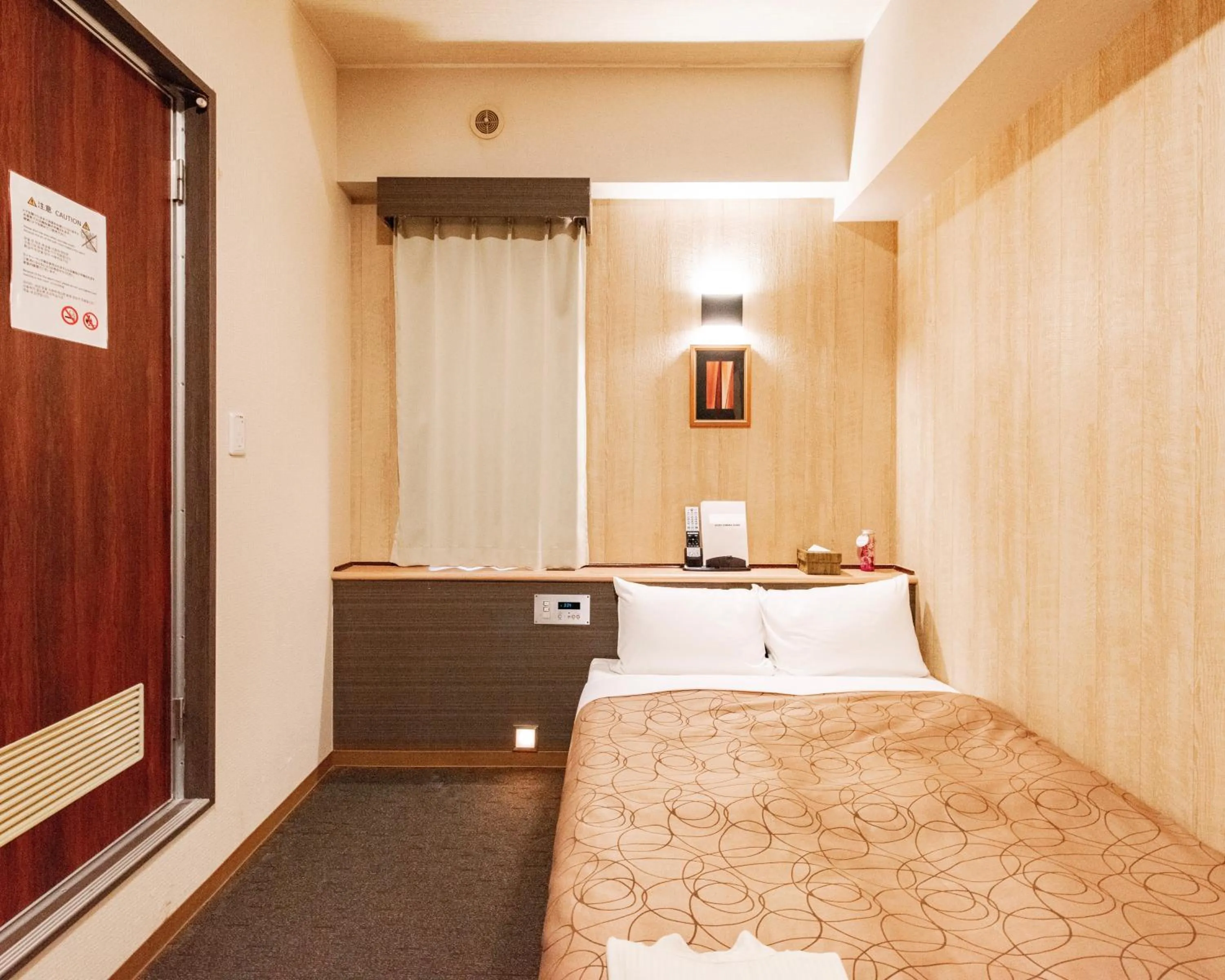 Photo of the whole room, Bed in HOTEL RELIEF Kokura Station