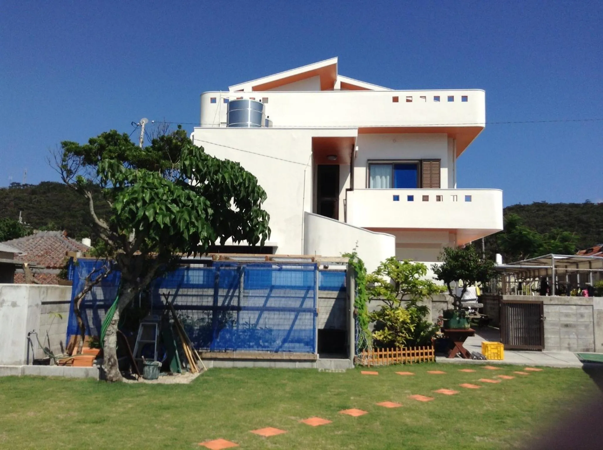 Property building in Minshuku Yadokari