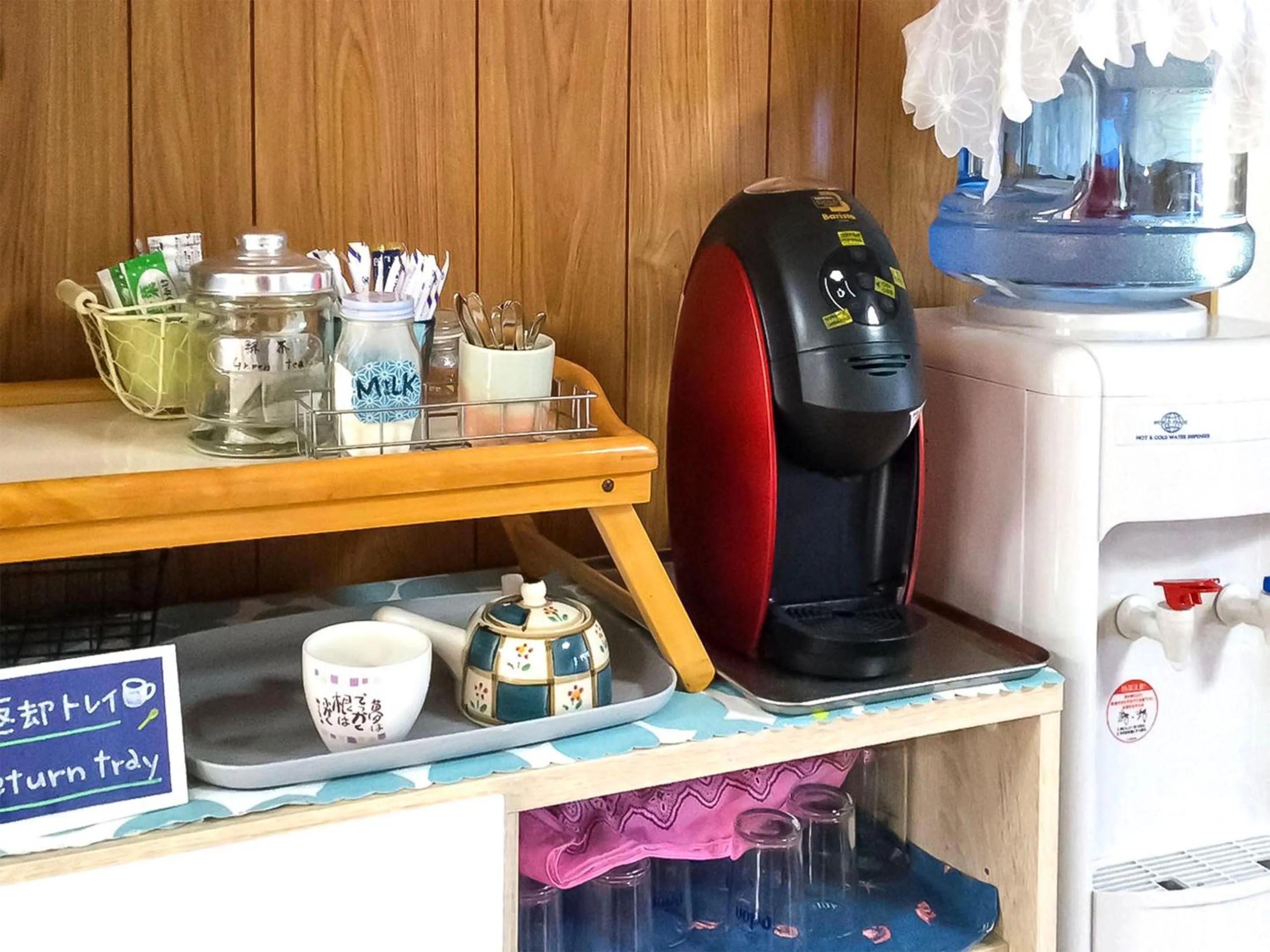 Coffee/tea facilities in Minshuku Yadokari