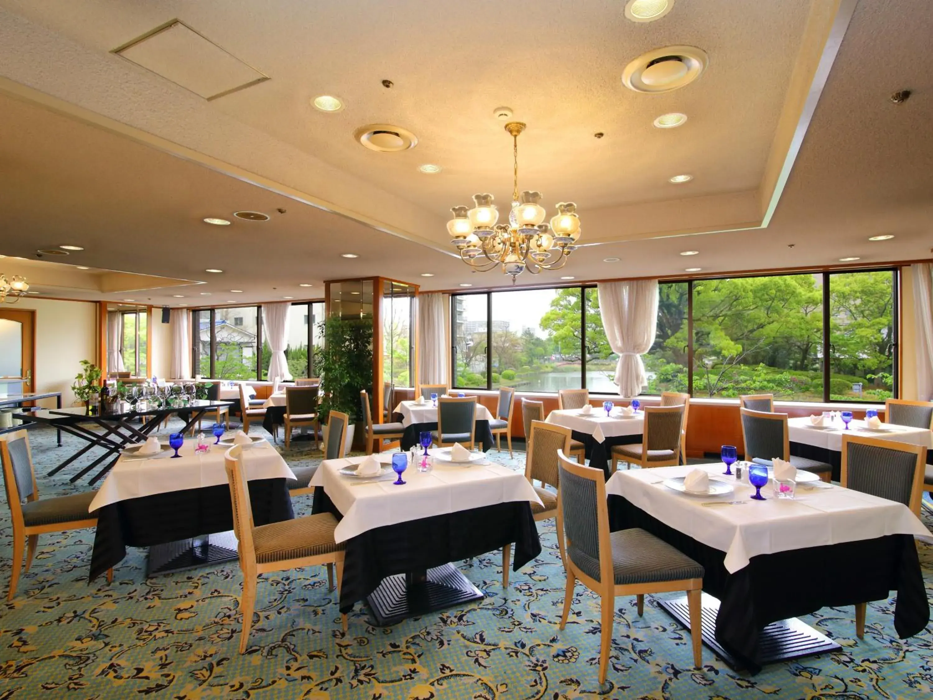 Restaurant/places to eat in Hotel New Otani Saga Restaurant/places to eat in Hotel New Otani Saga