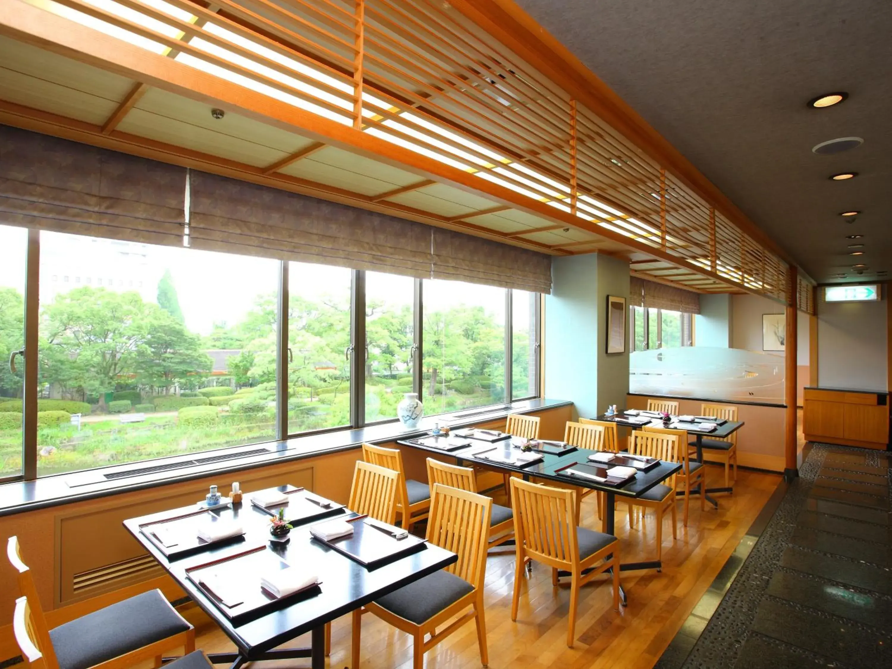 Restaurant/places to eat in Hotel New Otani Saga Restaurant/places to eat in Hotel New Otani Saga