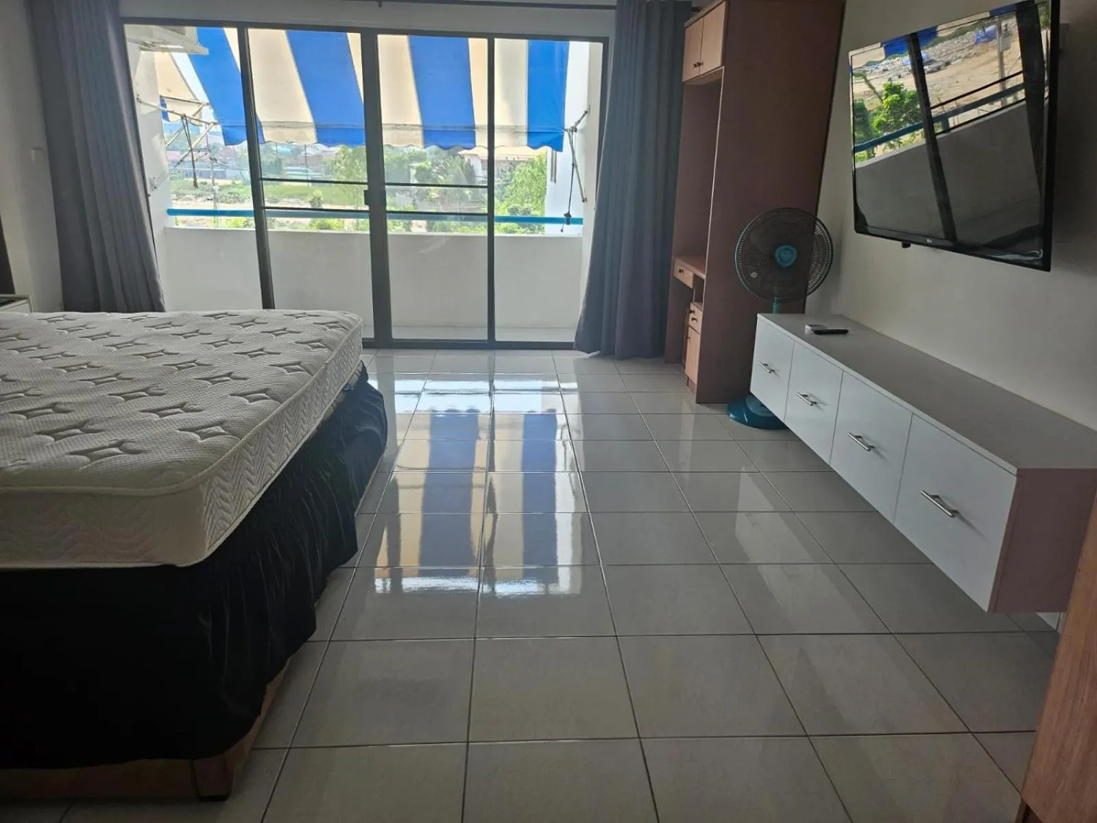 Bed in Villa Germania