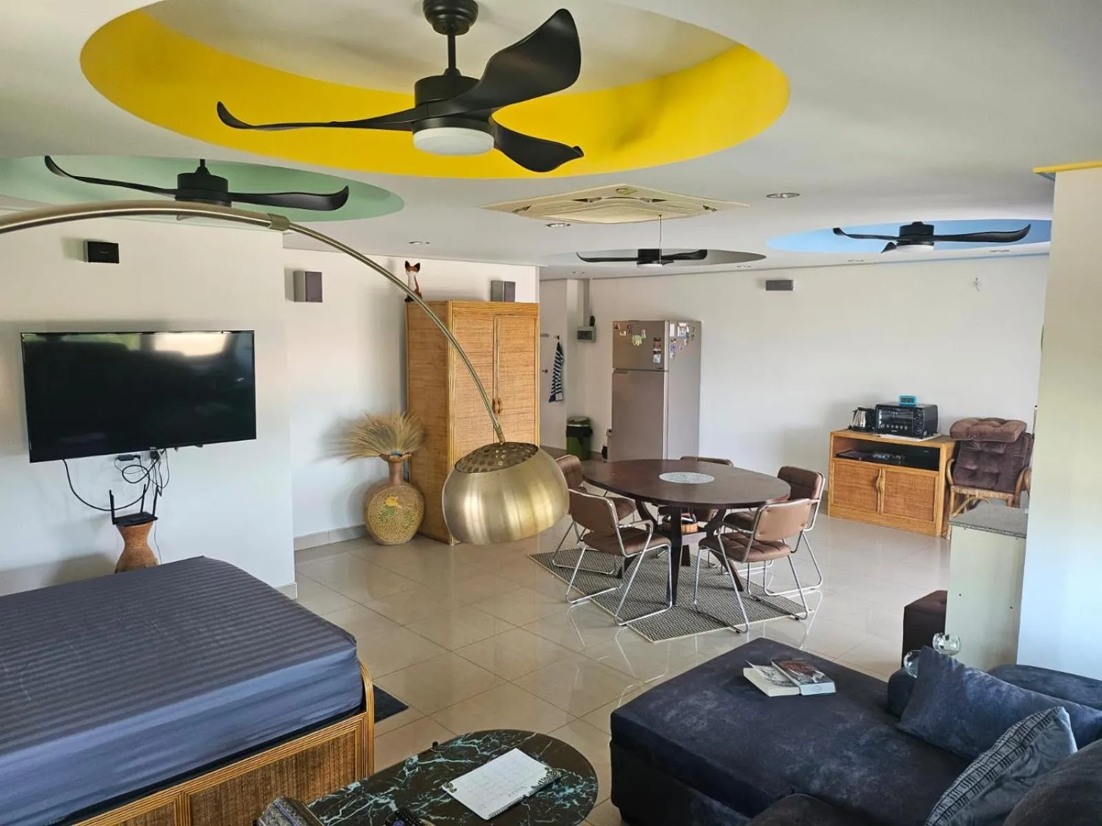TV and multimedia in Villa Germania