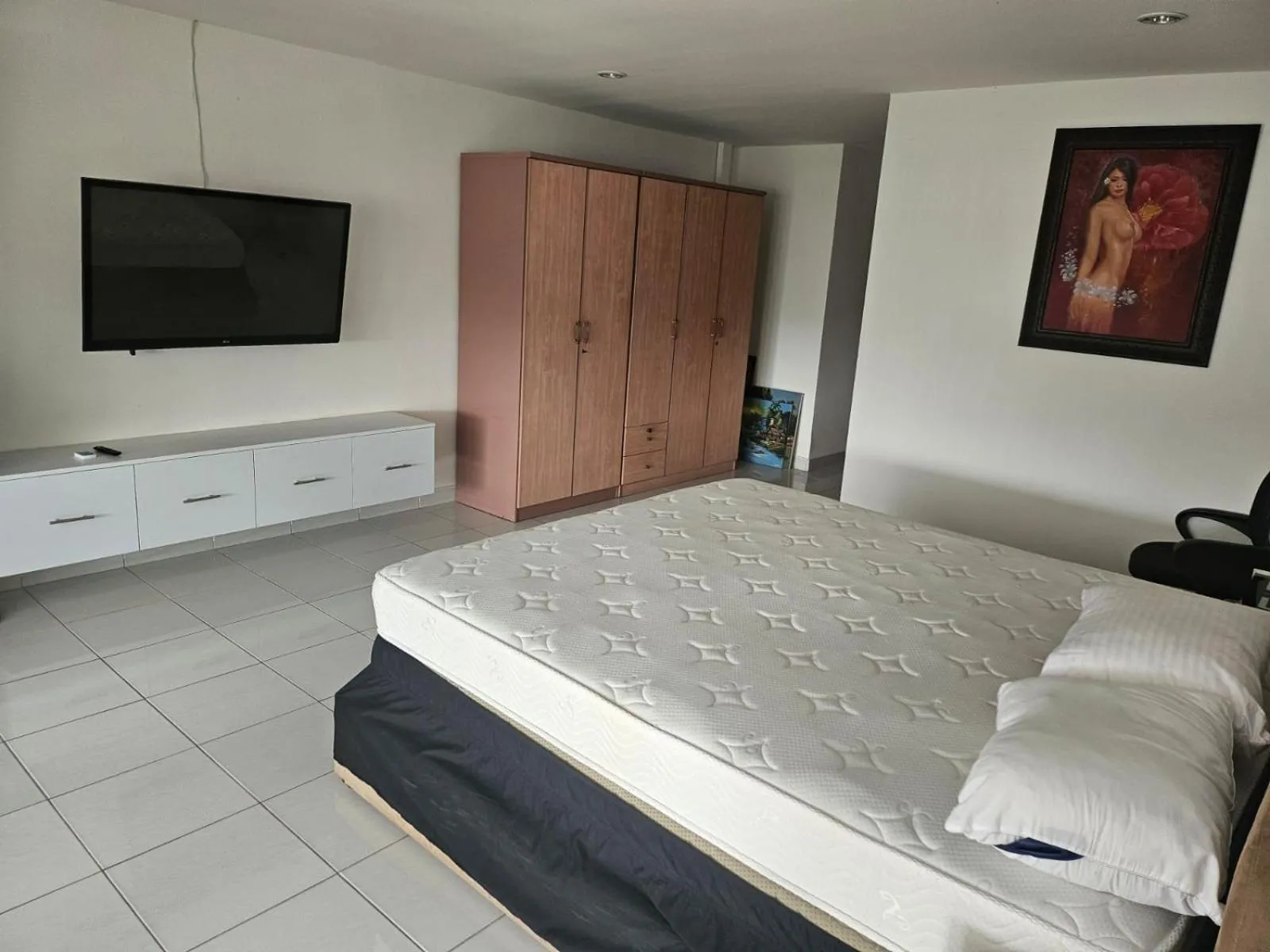 Bed in Villa Germania