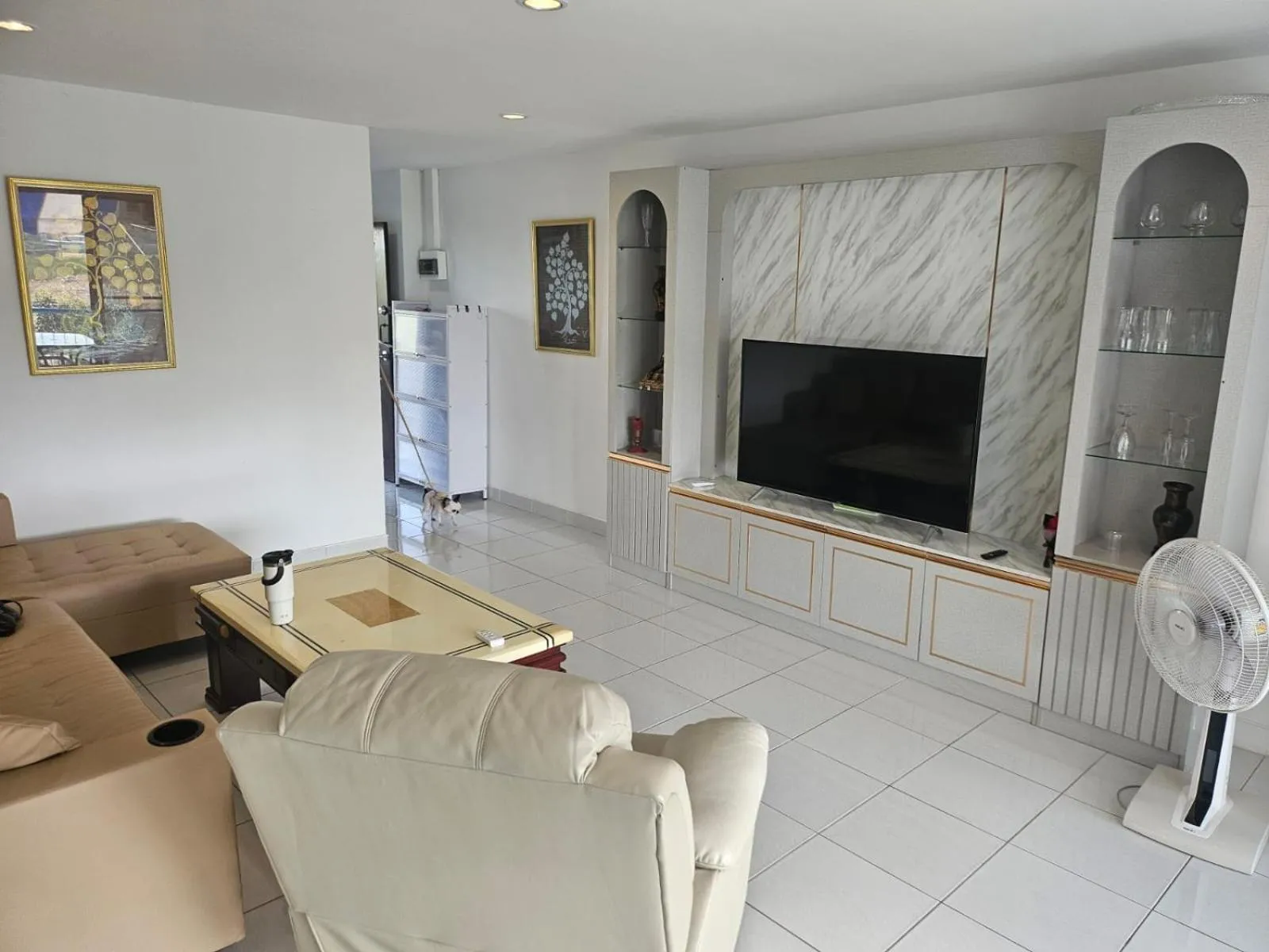 TV and multimedia in Villa Germania