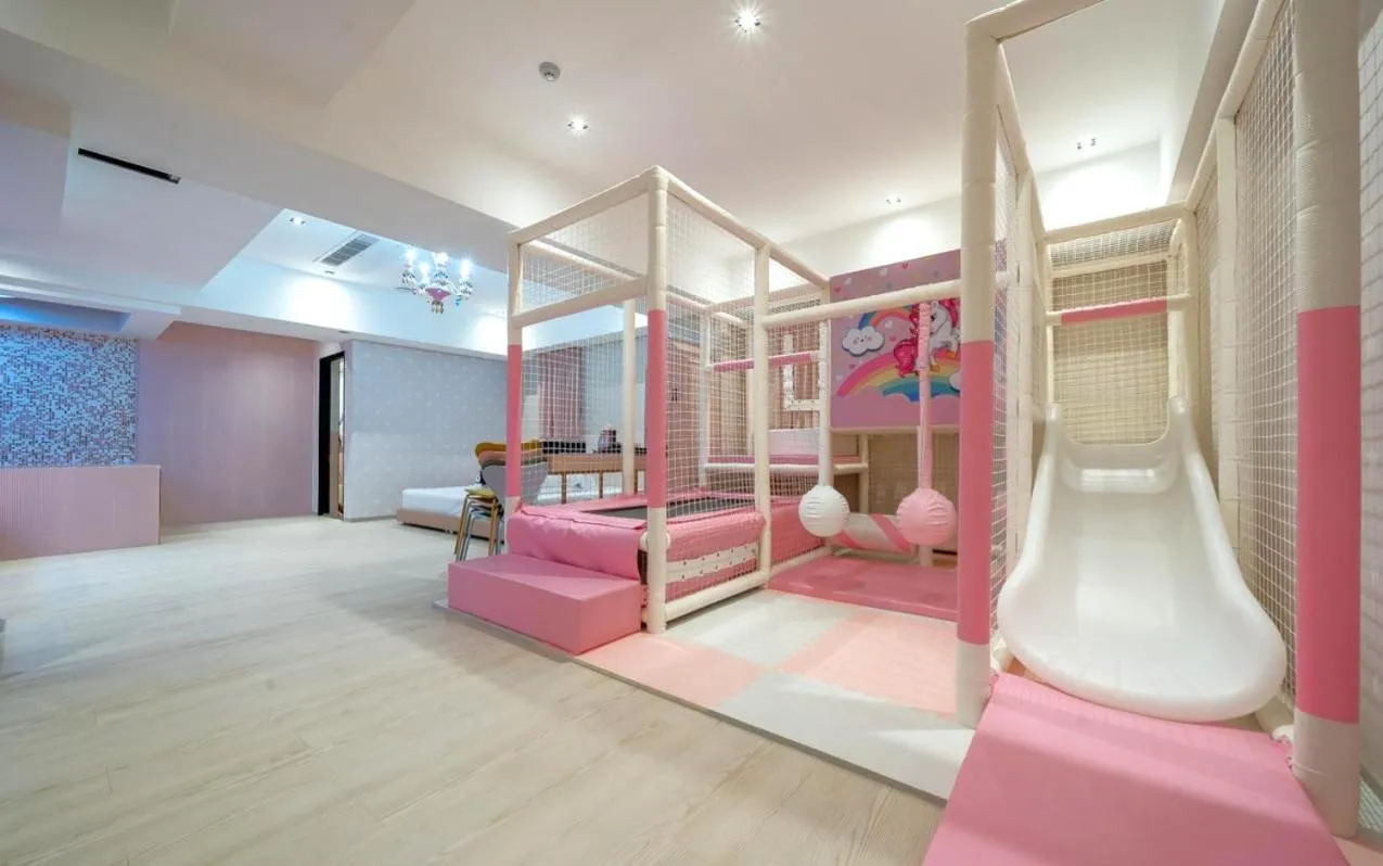 Photo of the whole room, Bed in Jangyu Almond Kids Hotel
