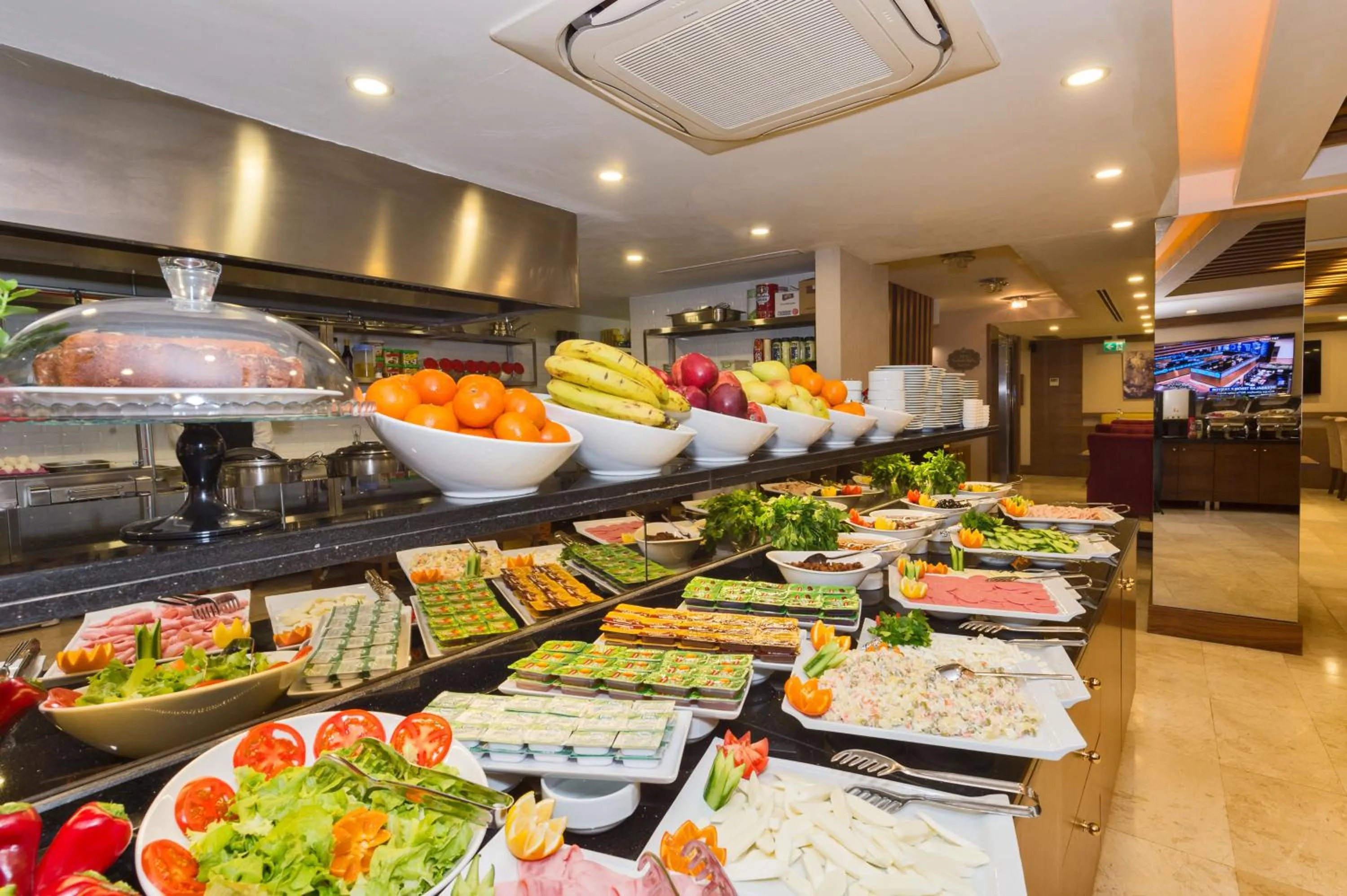 Food close-up in Darkmen Hotel 2