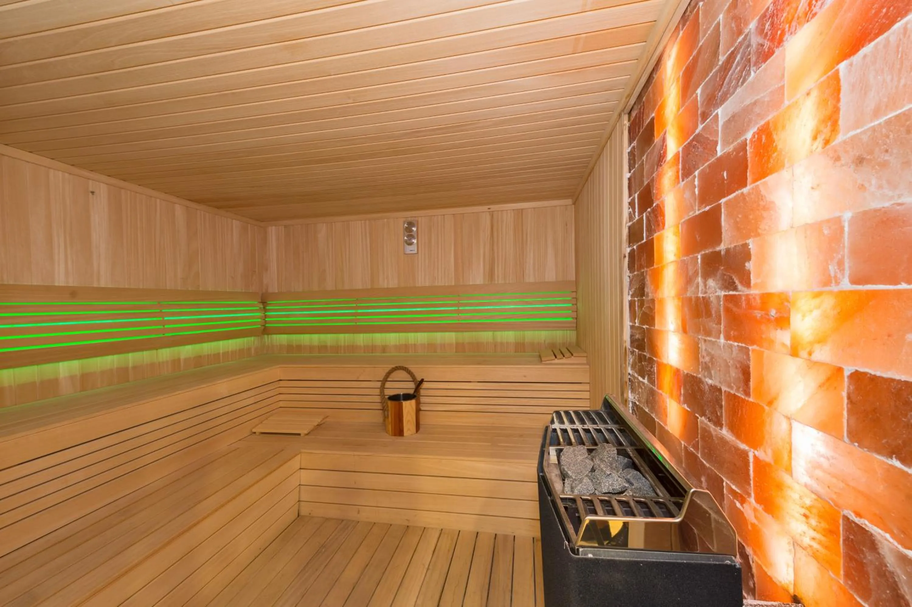 Activities in Darkmen Hotel 2