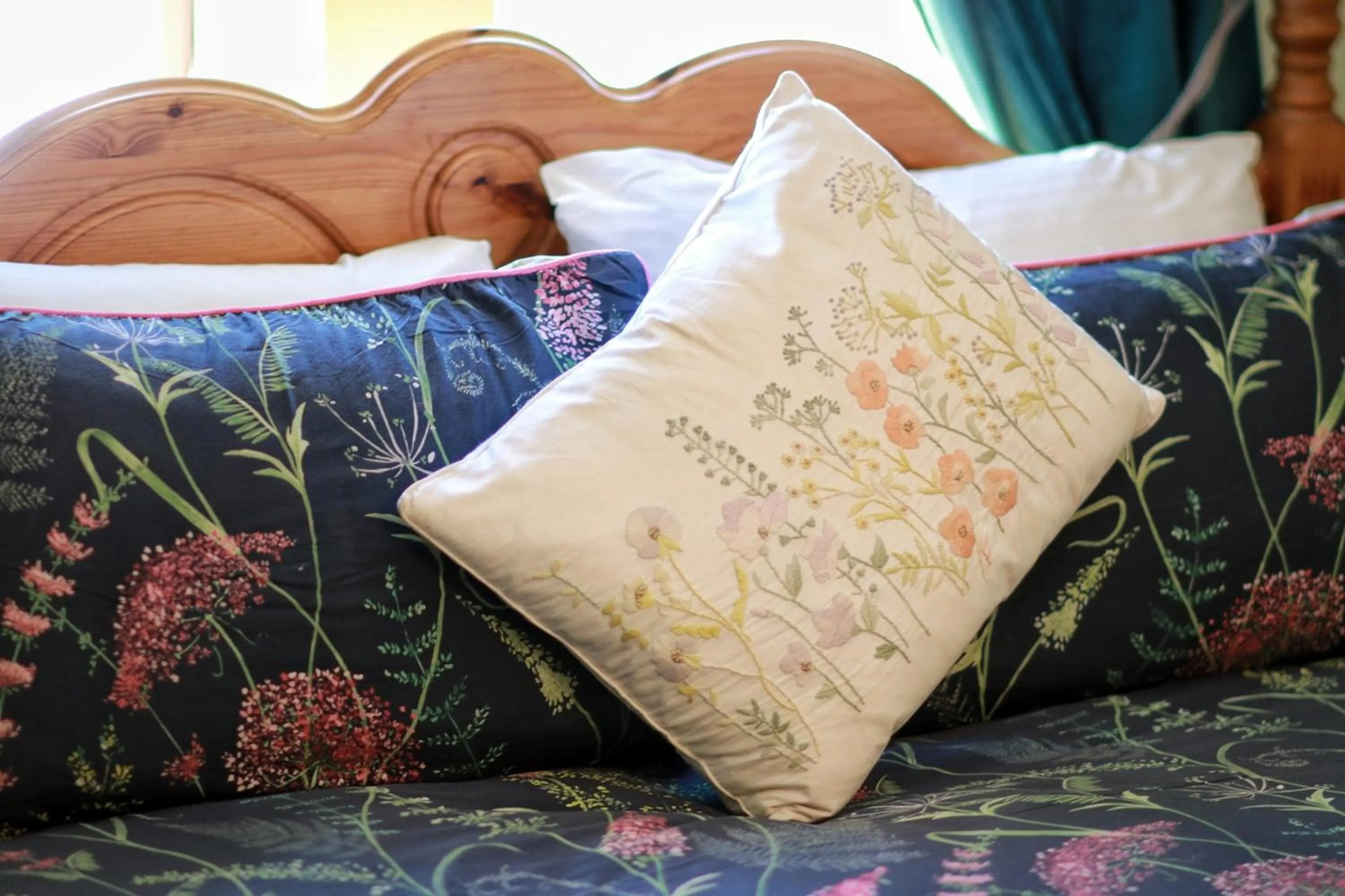 Bed in Beaches Guesthouse