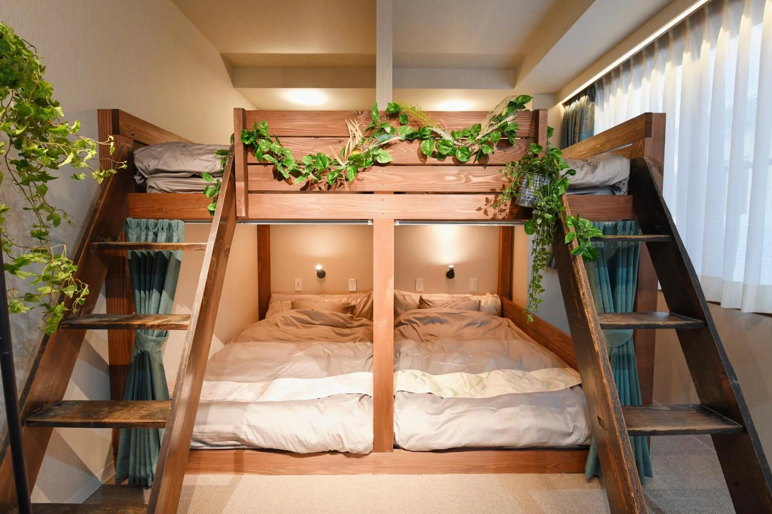 bunk bed, Bed in Hotel Tokyo Hub