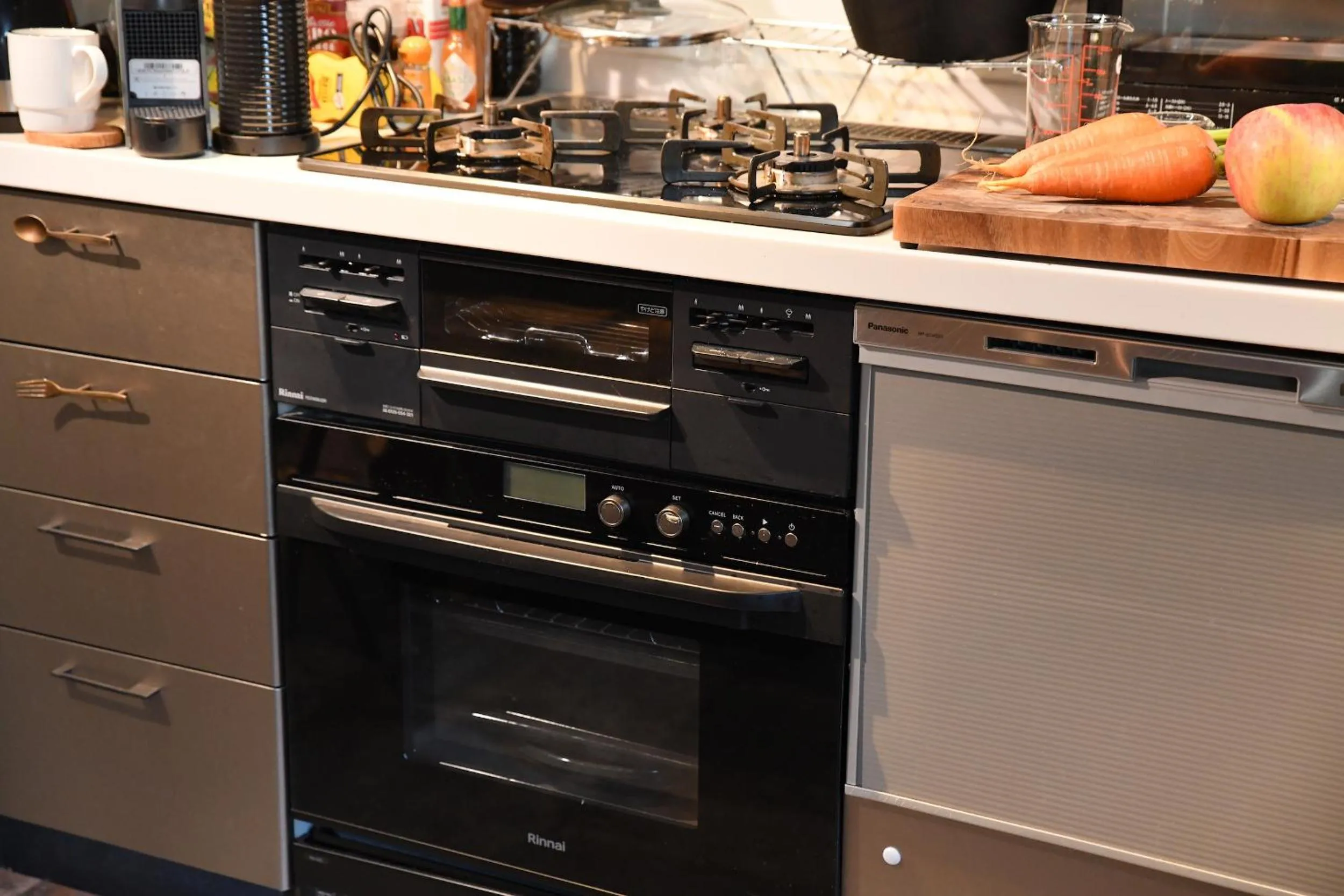 oven in Hotel Tokyo Hub