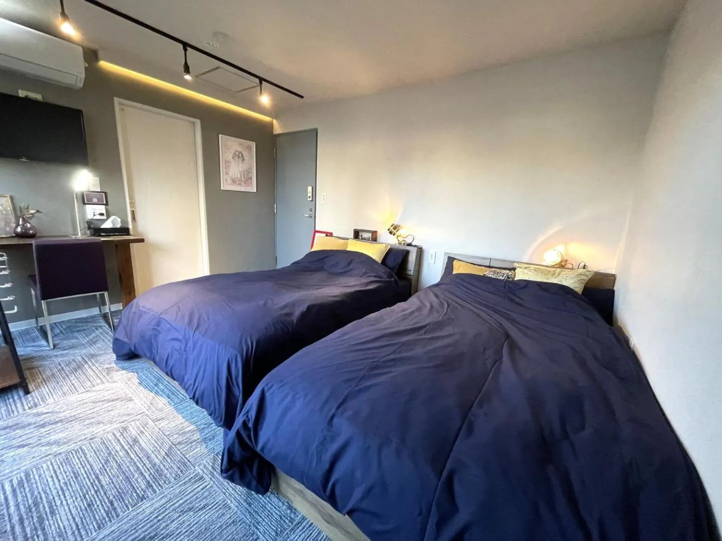 Bed in Hotel Tokyo Hub