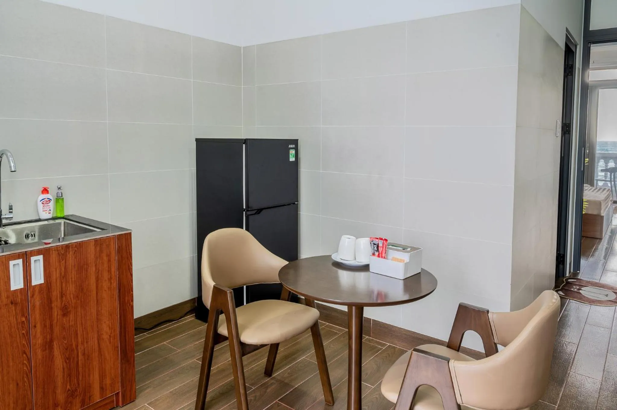 Mien Trung Beach House Phu Quoc