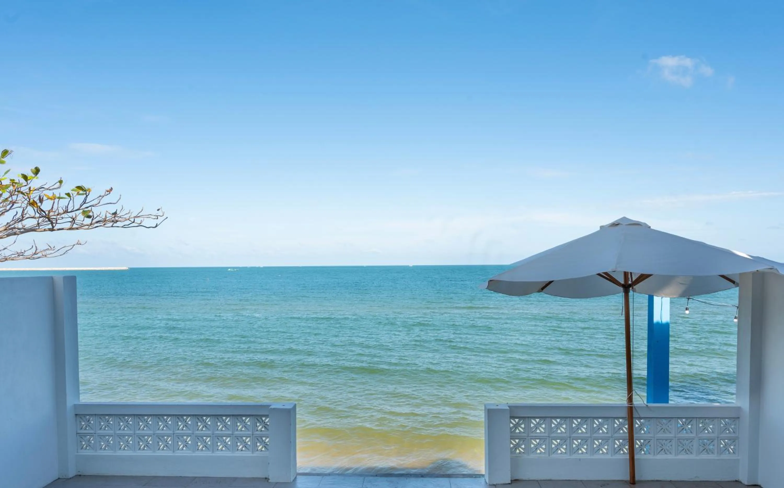 Mien Trung Beach House Phu Quoc