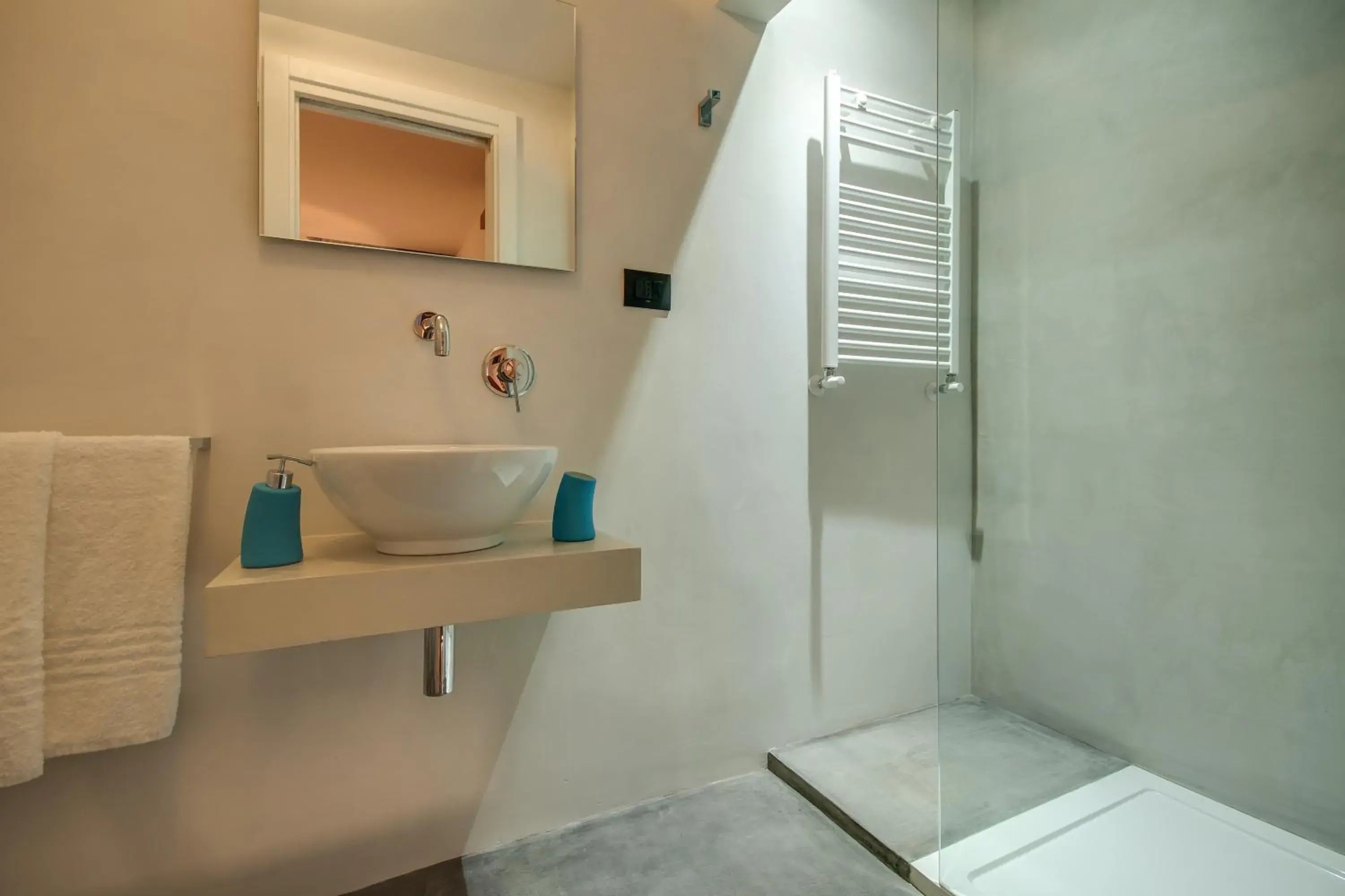 Bathroom in Residenza d'epoca Borgo Albizi Bathroom in Residenza d'epoca Borgo Albizi