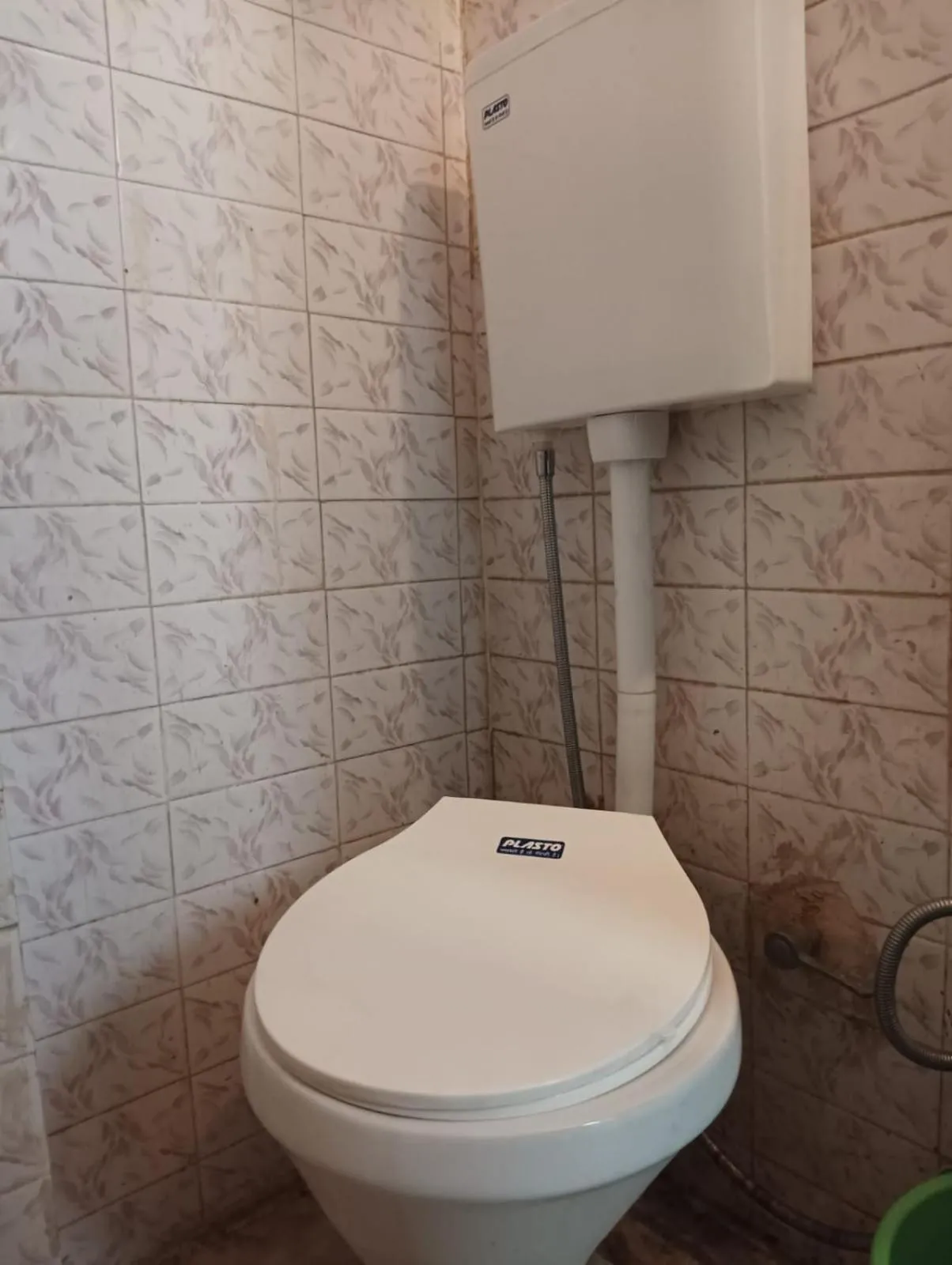 Toilet in Comfi Stay Hotel Bhopal