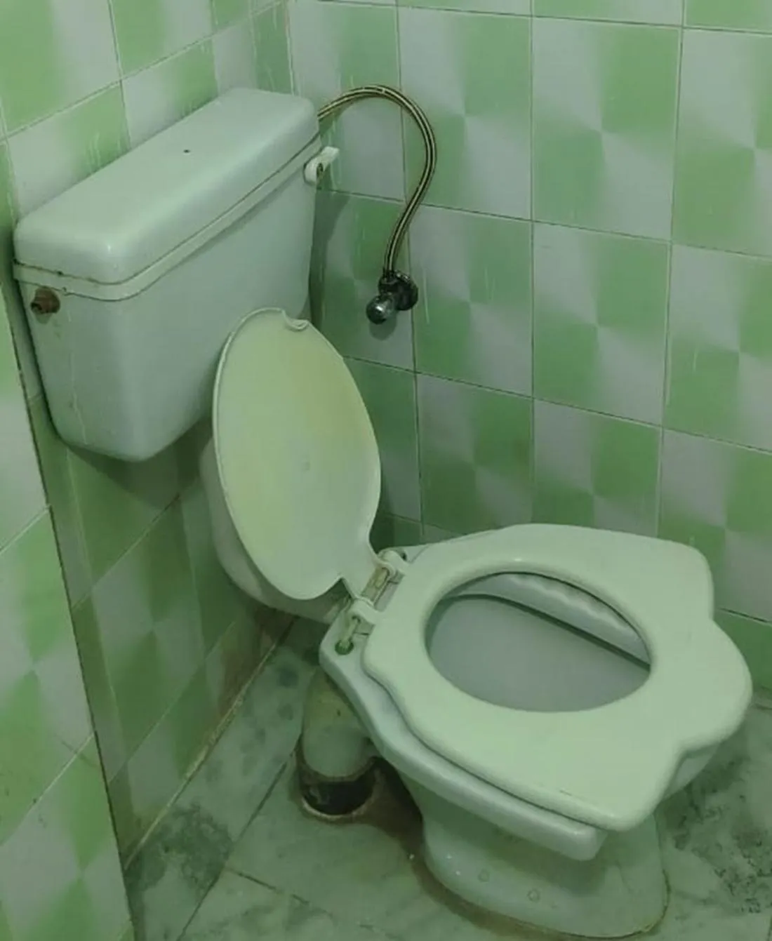 Toilet in Comfi Stay Hotel Bhopal