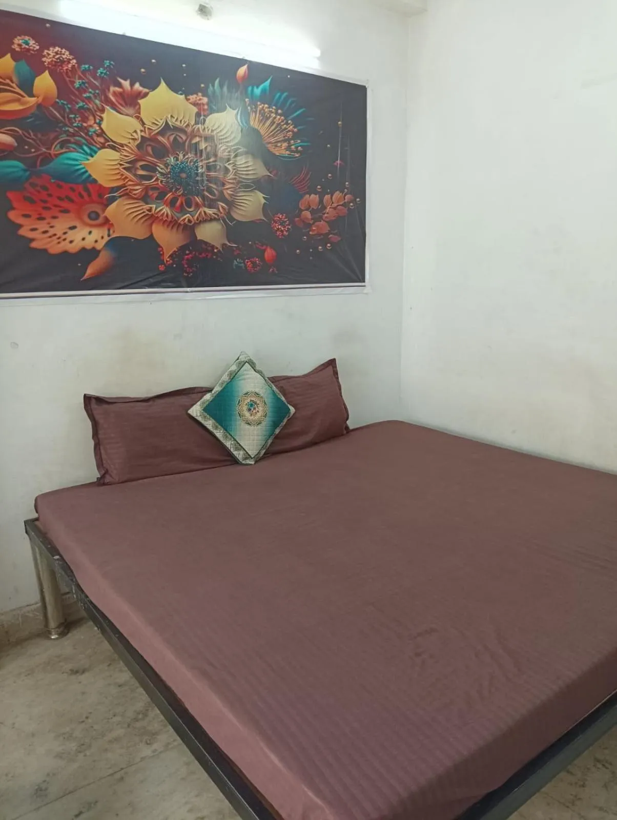 Bed in Comfi Stay Hotel Bhopal
